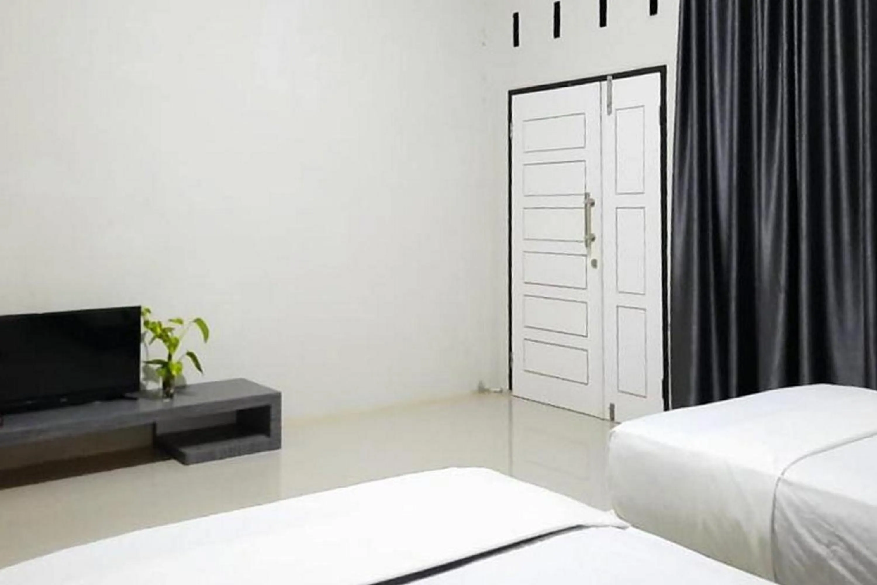 Bedroom, Bed in Hayori Hotel RedPartner