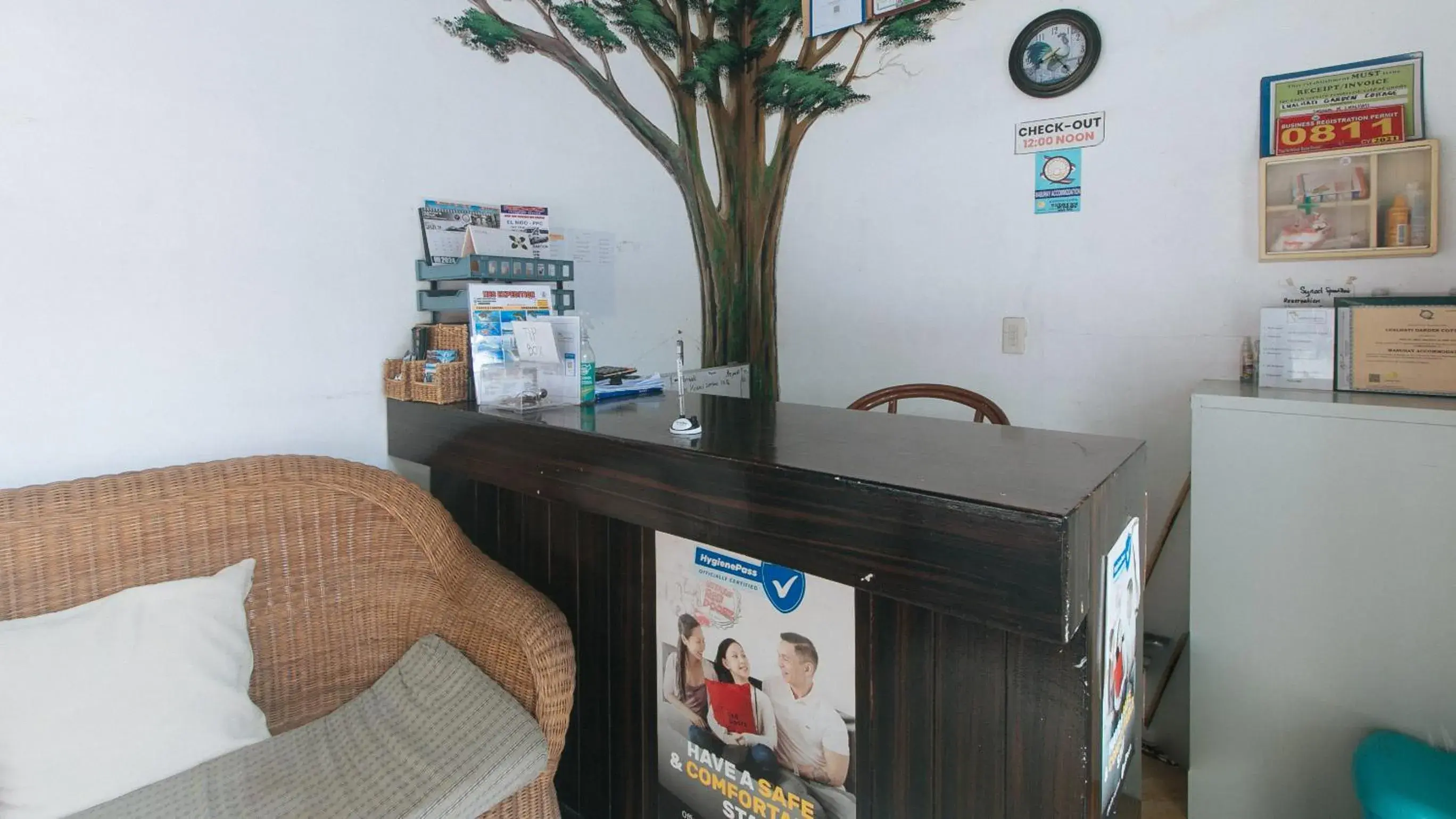 Lobby or reception in RedDoorz @ Lualhati Garden Cottage El Nido Palawan Lobby or reception in RedDoorz @ Lualhati Garden Cottage El Nido Palawan