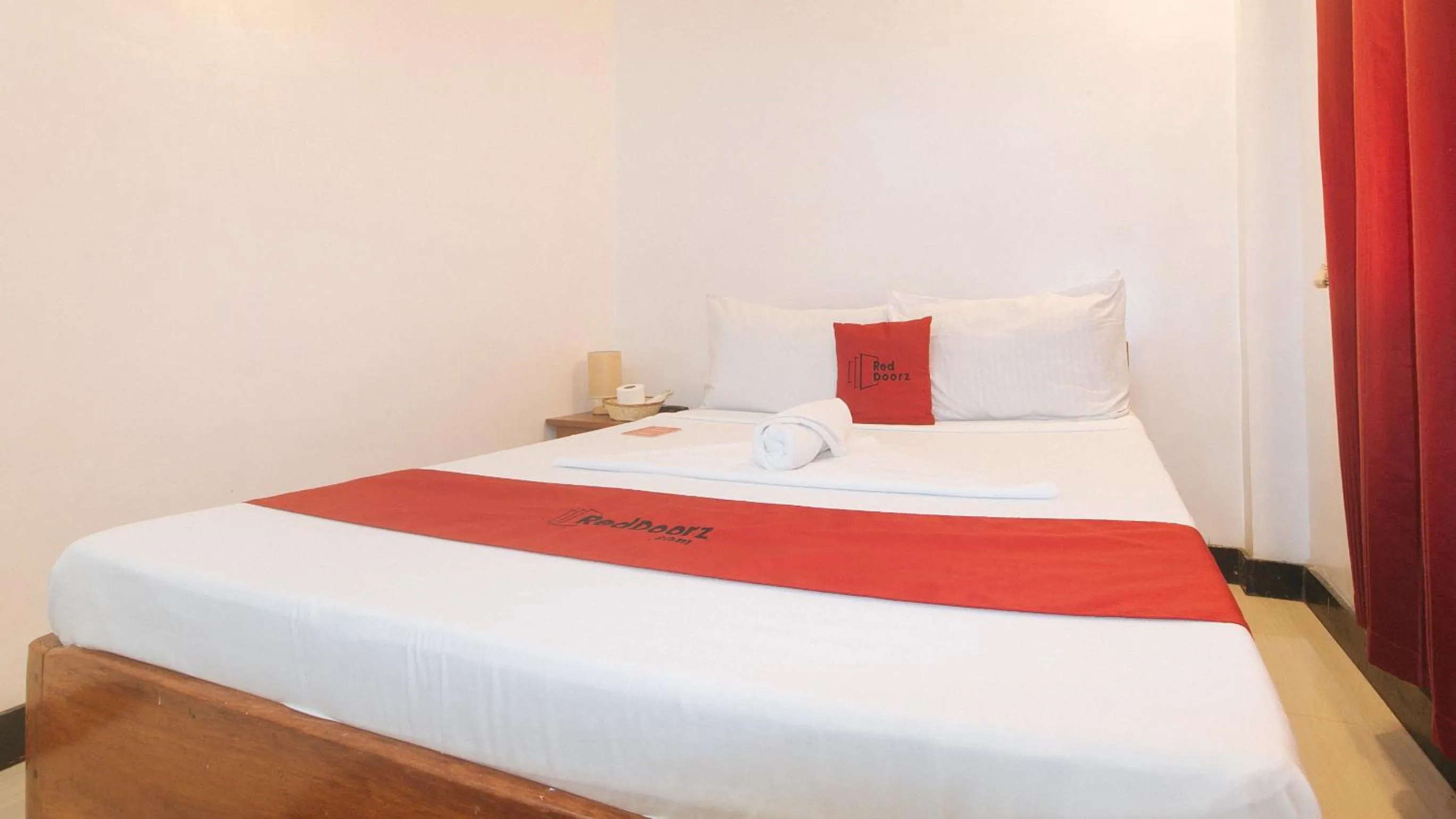 Bed in RedDoorz @ Lualhati Garden Cottage El Nido Palawan