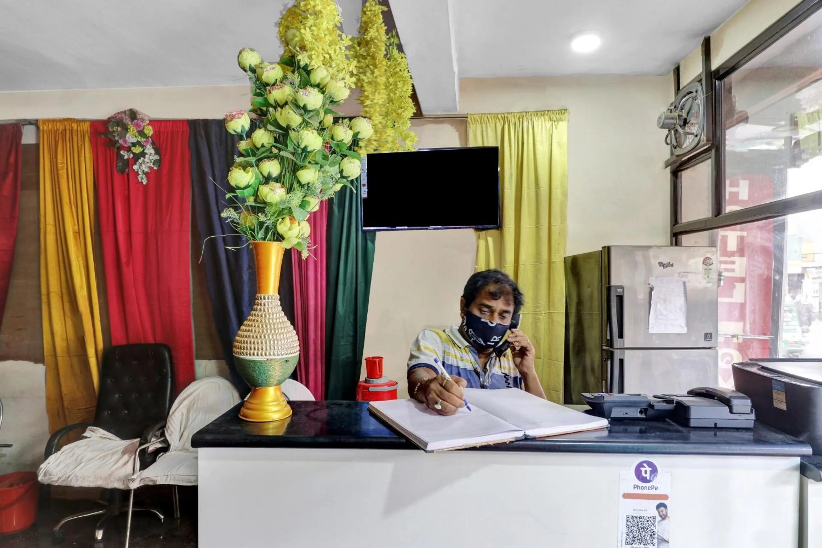 Lobby or reception in OYO 82518 hotel Royal in