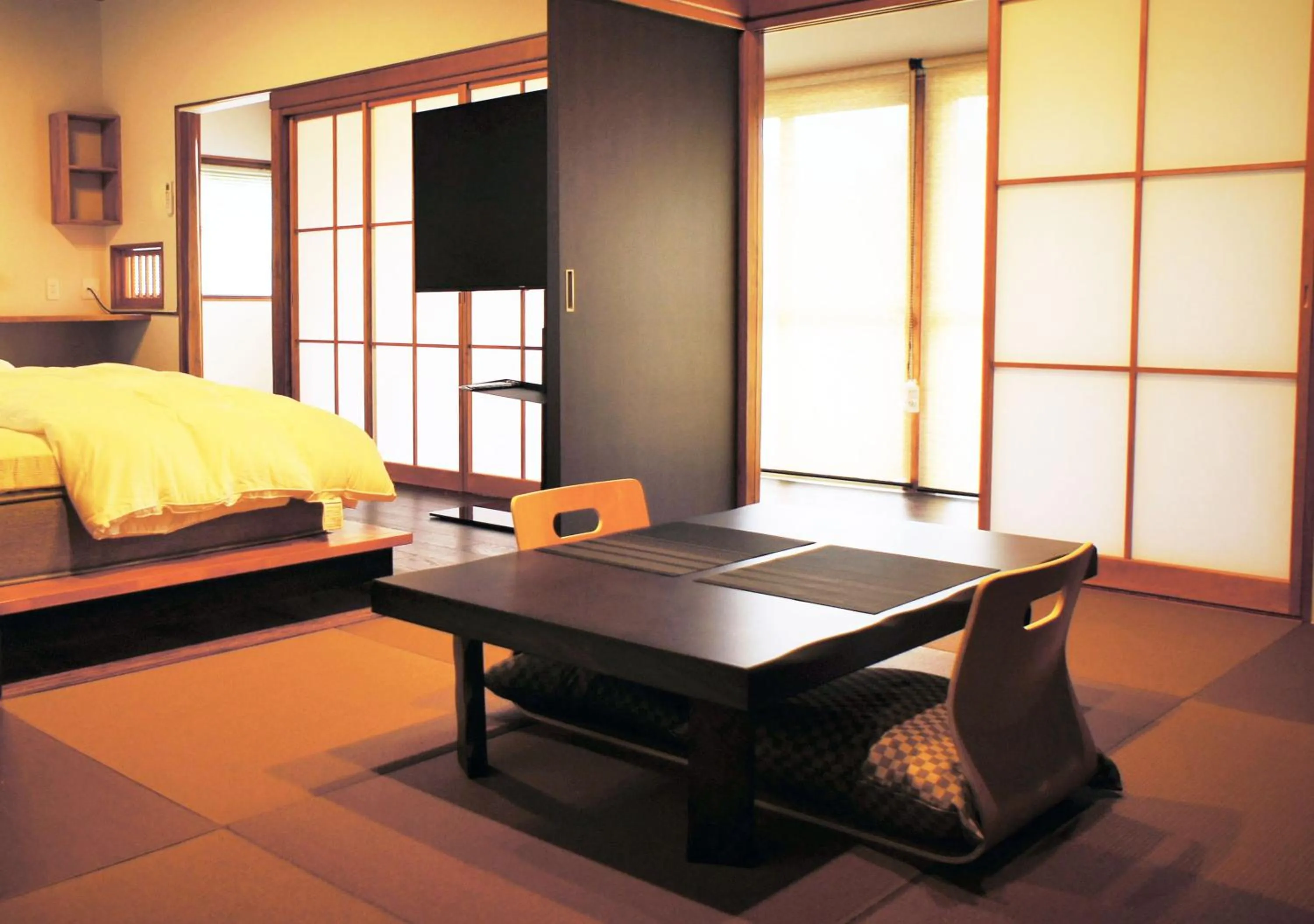 Bed in ATAMI SPRING TERRACE HOTEL