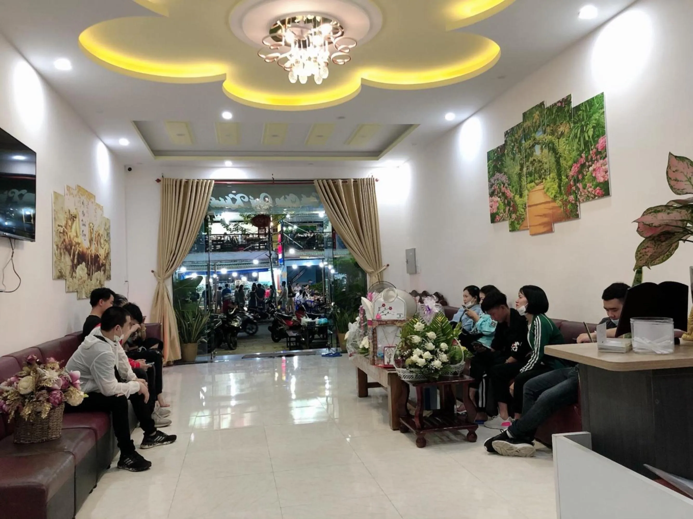 Lobby or reception in Phuc Con Son Hotel
