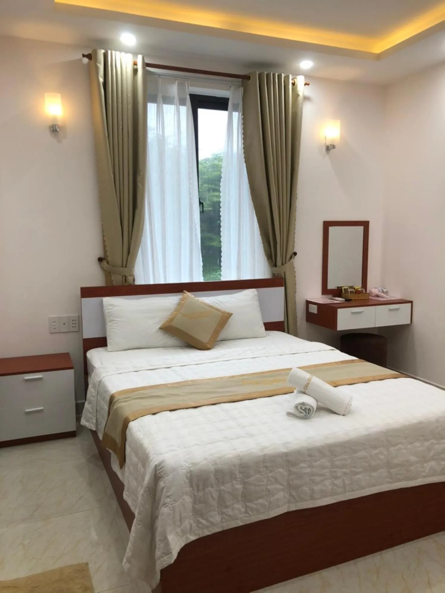 Bedroom, Bed in Phuc Con Son Hotel