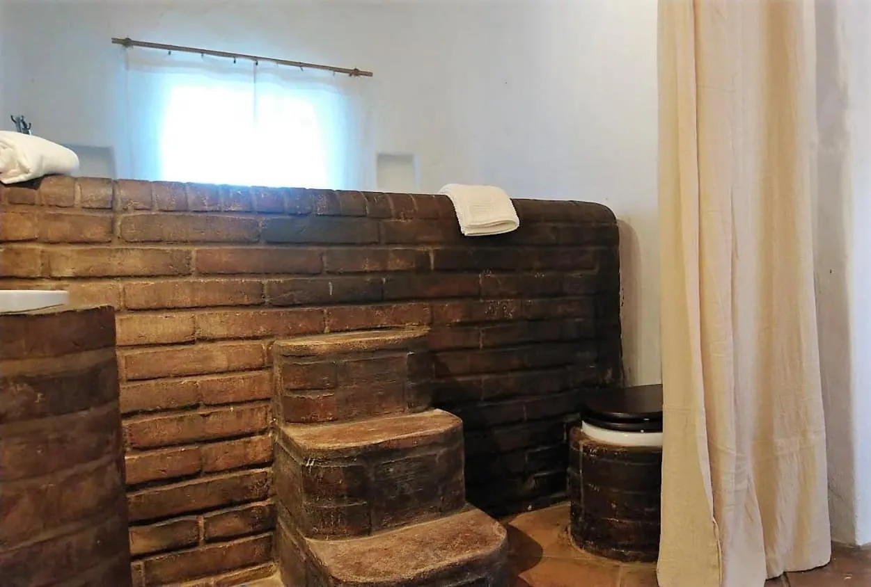 Bath in Lodge Monte Do Sobral