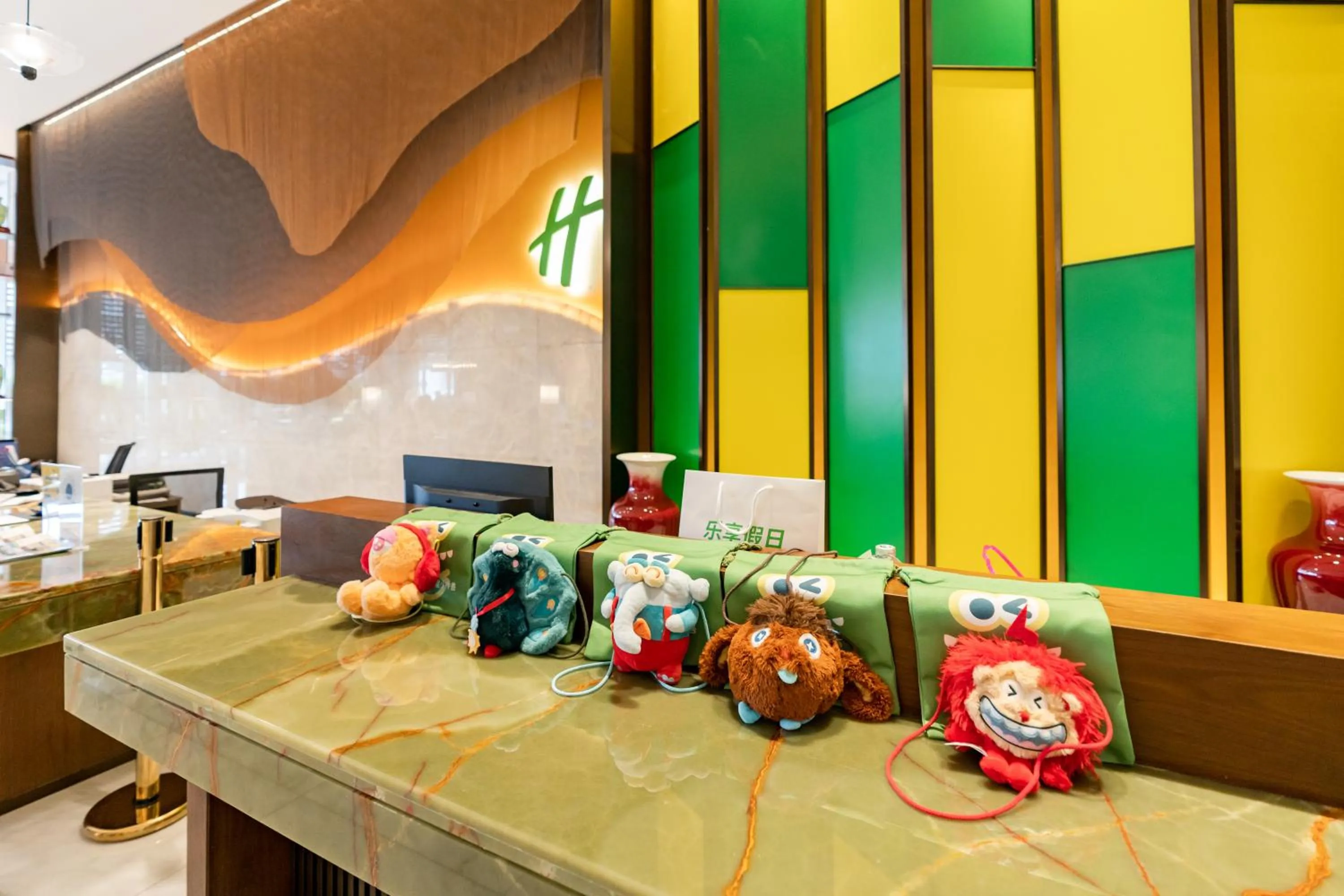 Lobby or reception in Holiday Inn One Thousand Island Lake by IHG