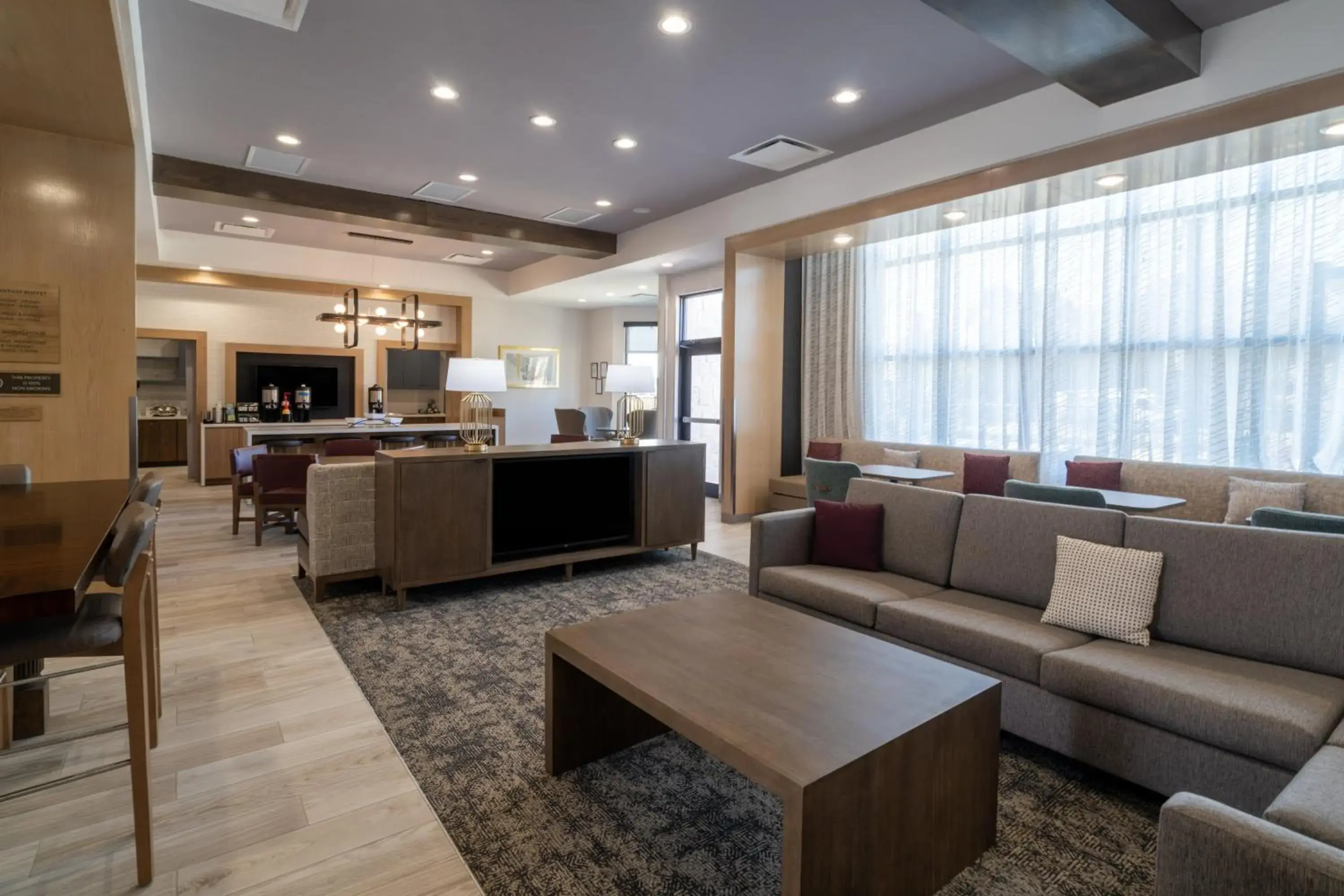 Property building in Staybridge Suites - Flowood - NW Jackson by IHG Property building in Staybridge Suites - Flowood - NW Jackson by IHG