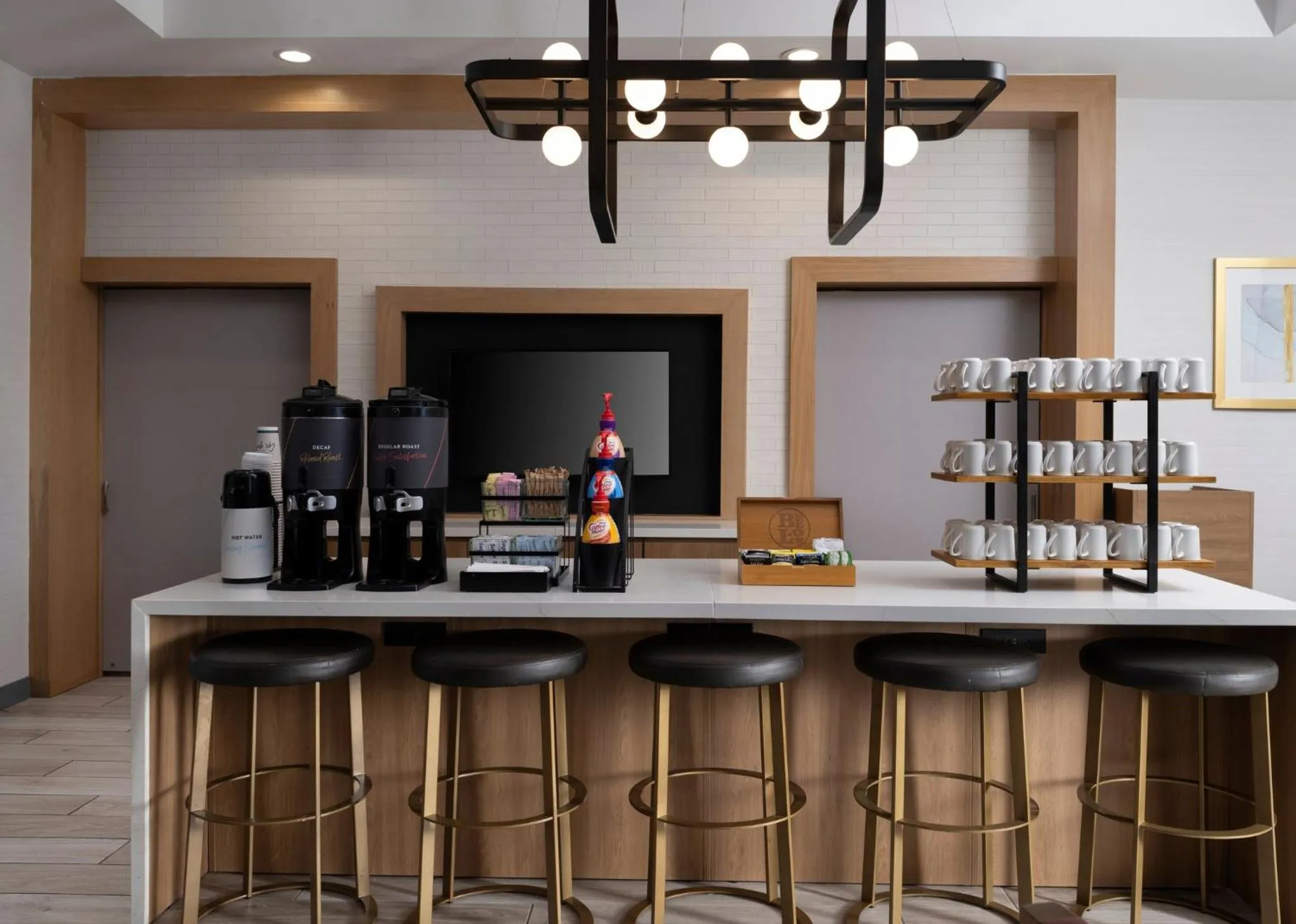 Breakfast in Staybridge Suites - Flowood - NW Jackson by IHG