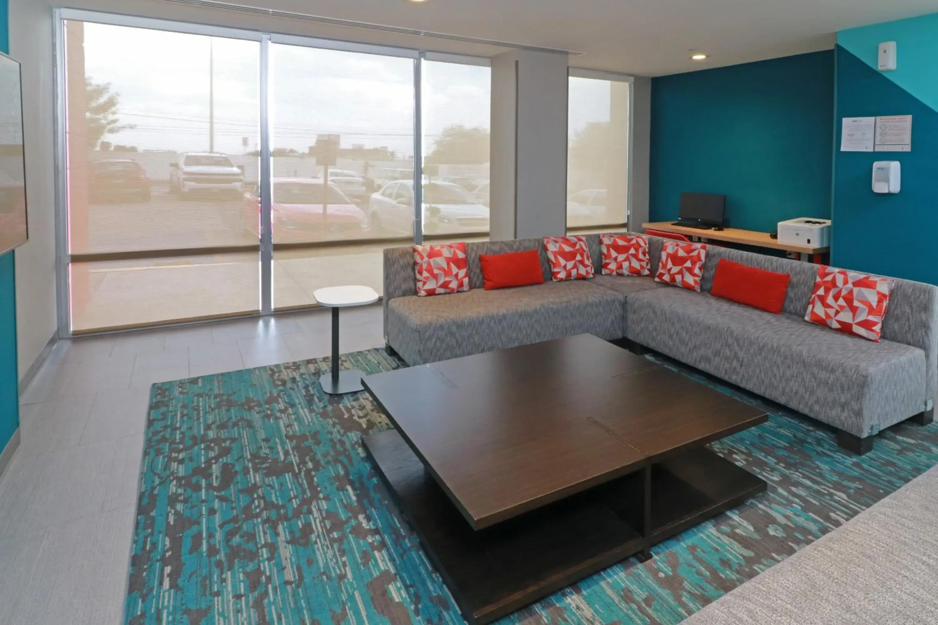 Living room in avid hotels - Tijuana - Otay by IHG Living room in avid hotels - Tijuana - Otay by IHG