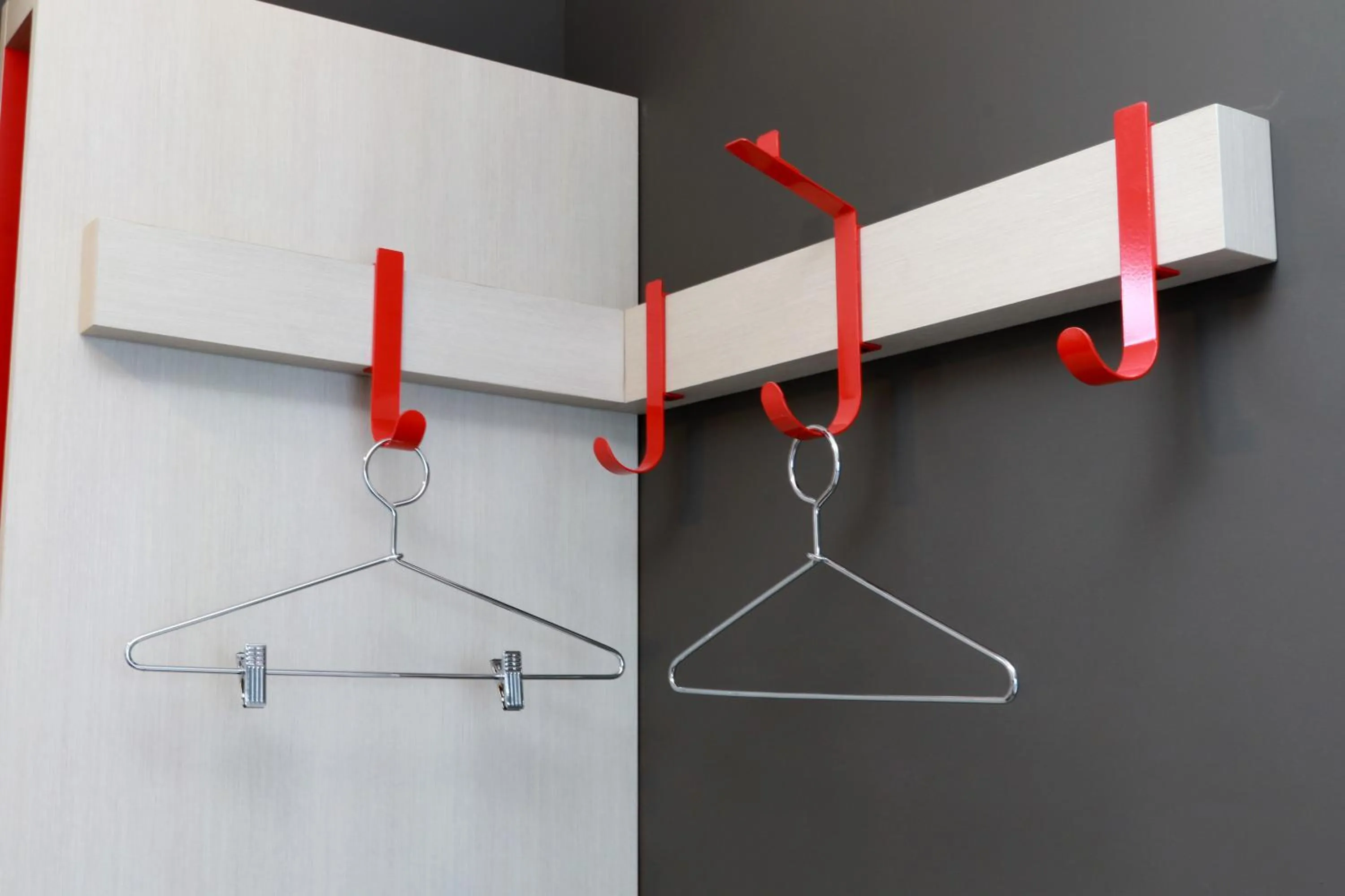 wardrobe in avid hotels - Tijuana - Otay by IHG