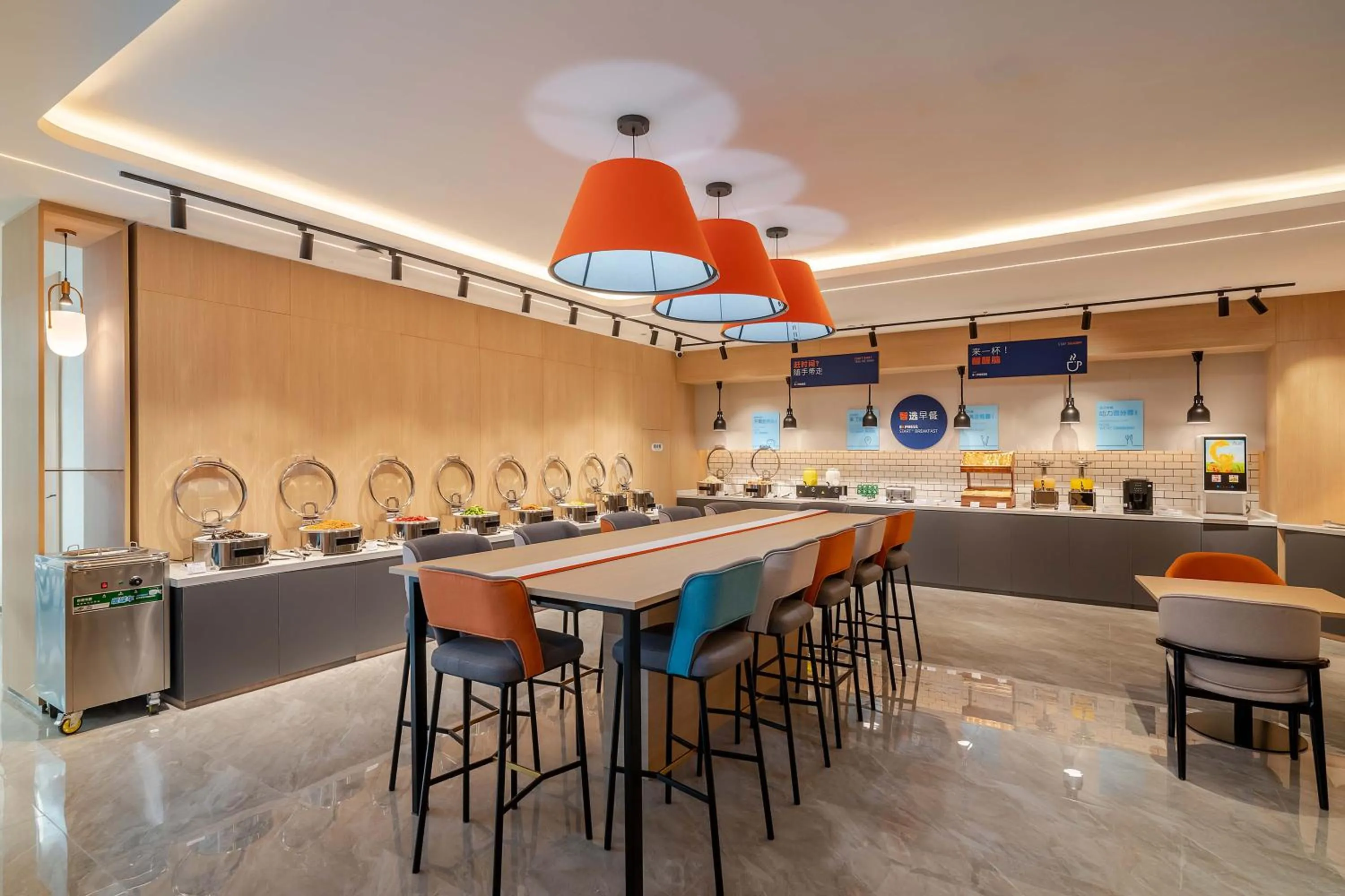 Restaurant/places to eat in Holiday Inn Express Jinan Airport Zone by IHG