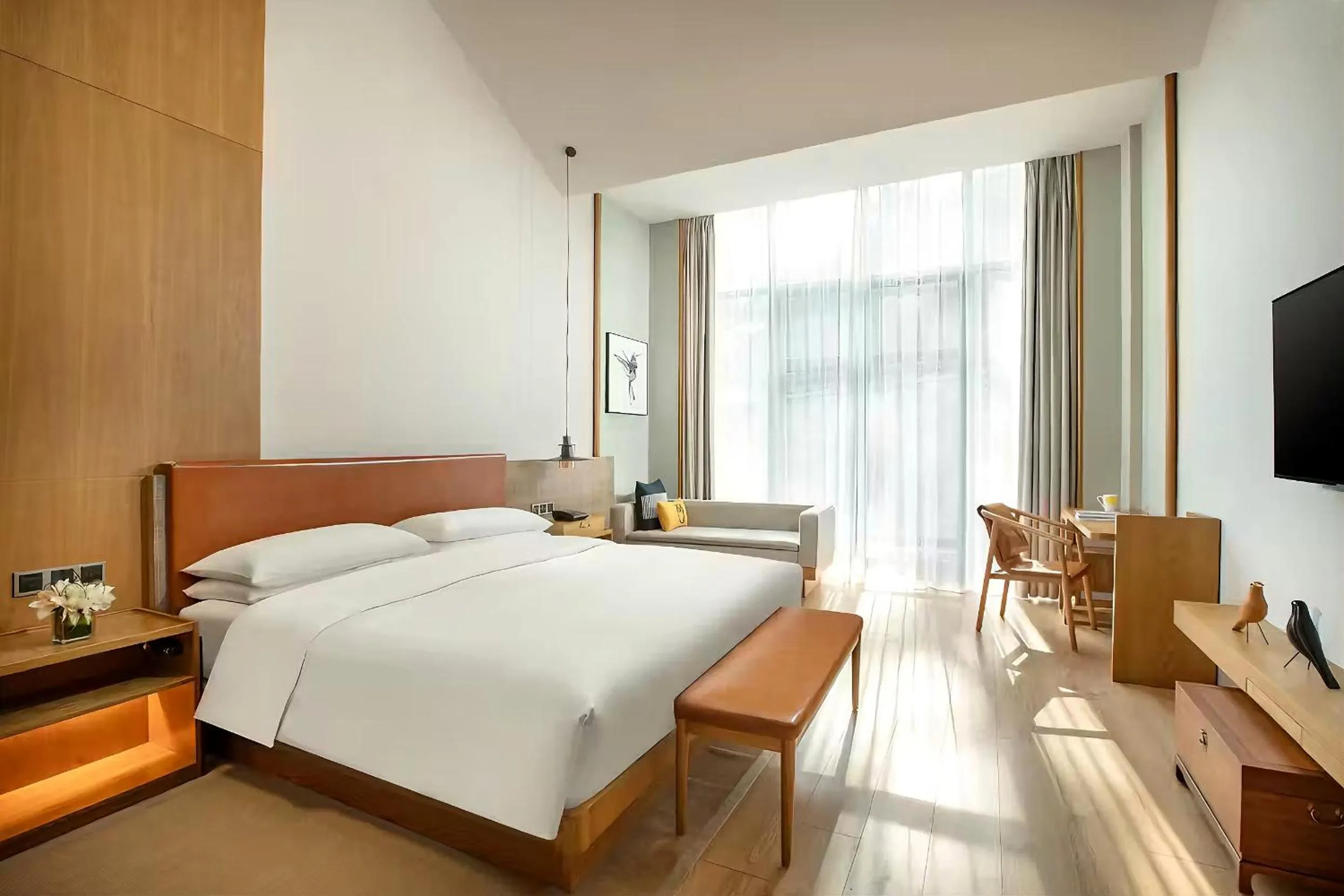 Bed in voco Thousand Island Lake by IHG