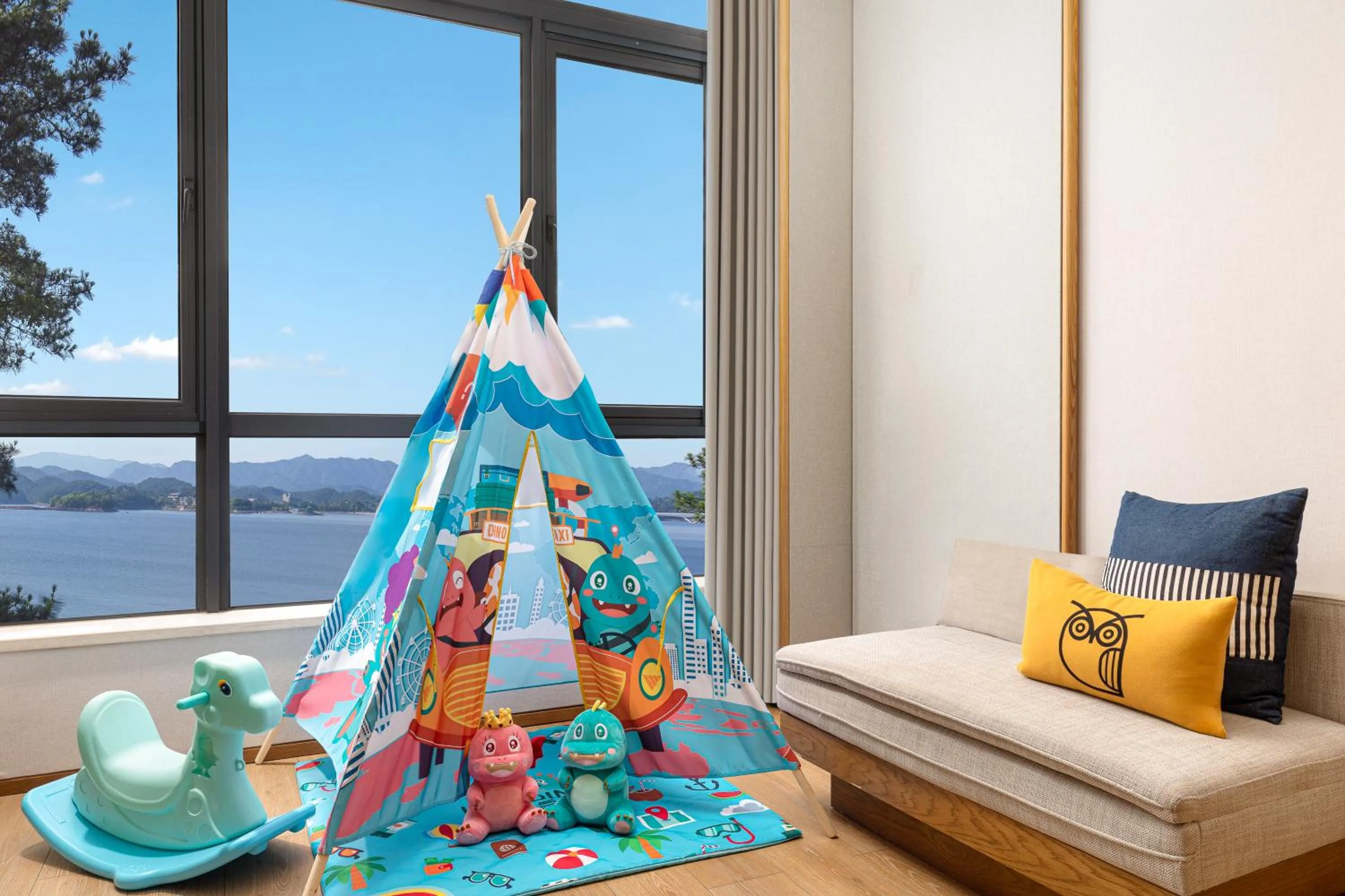 Decorative detail in voco Thousand Island Lake by IHG