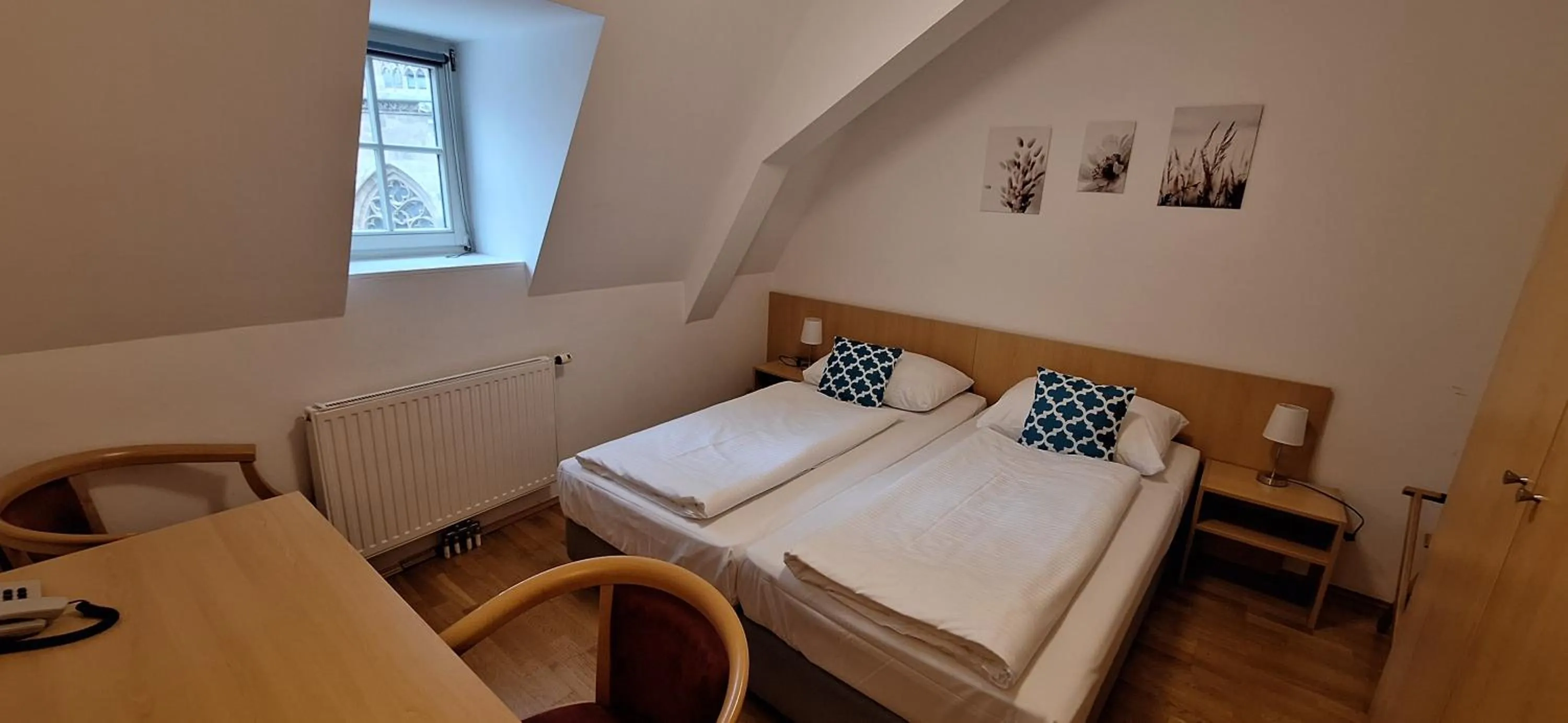 Bed in Gästehaus Deutscher Orden Wien