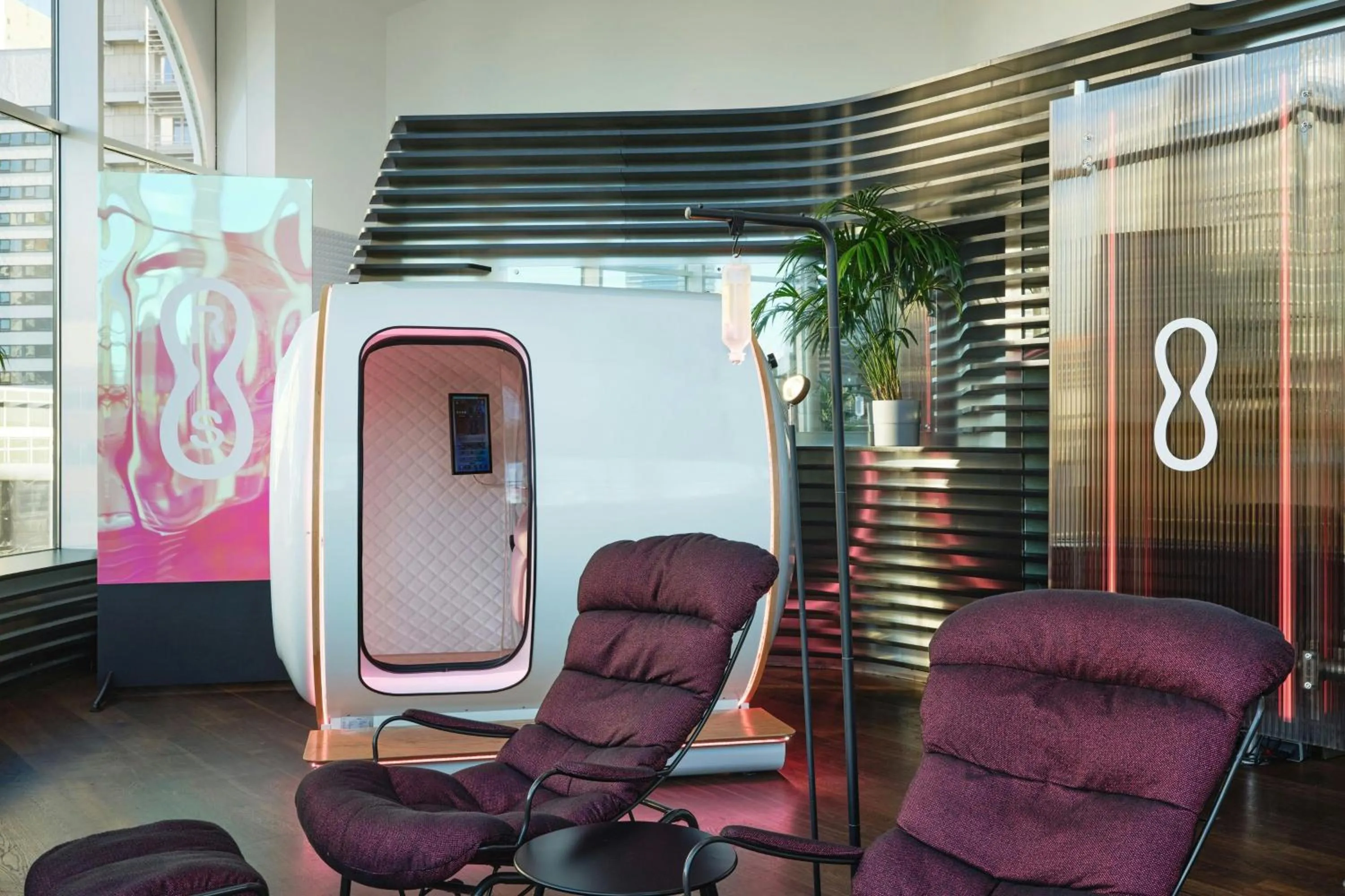 Spa and wellness centre/facilities in Roomers Frankfurt Central, Autograph Collection