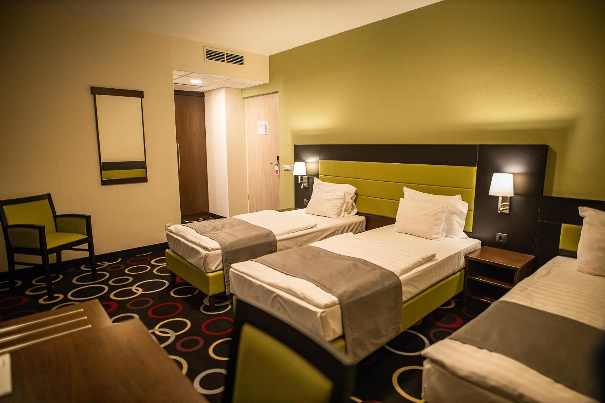 Bed in Garden Hotel Wellness és Konferencia