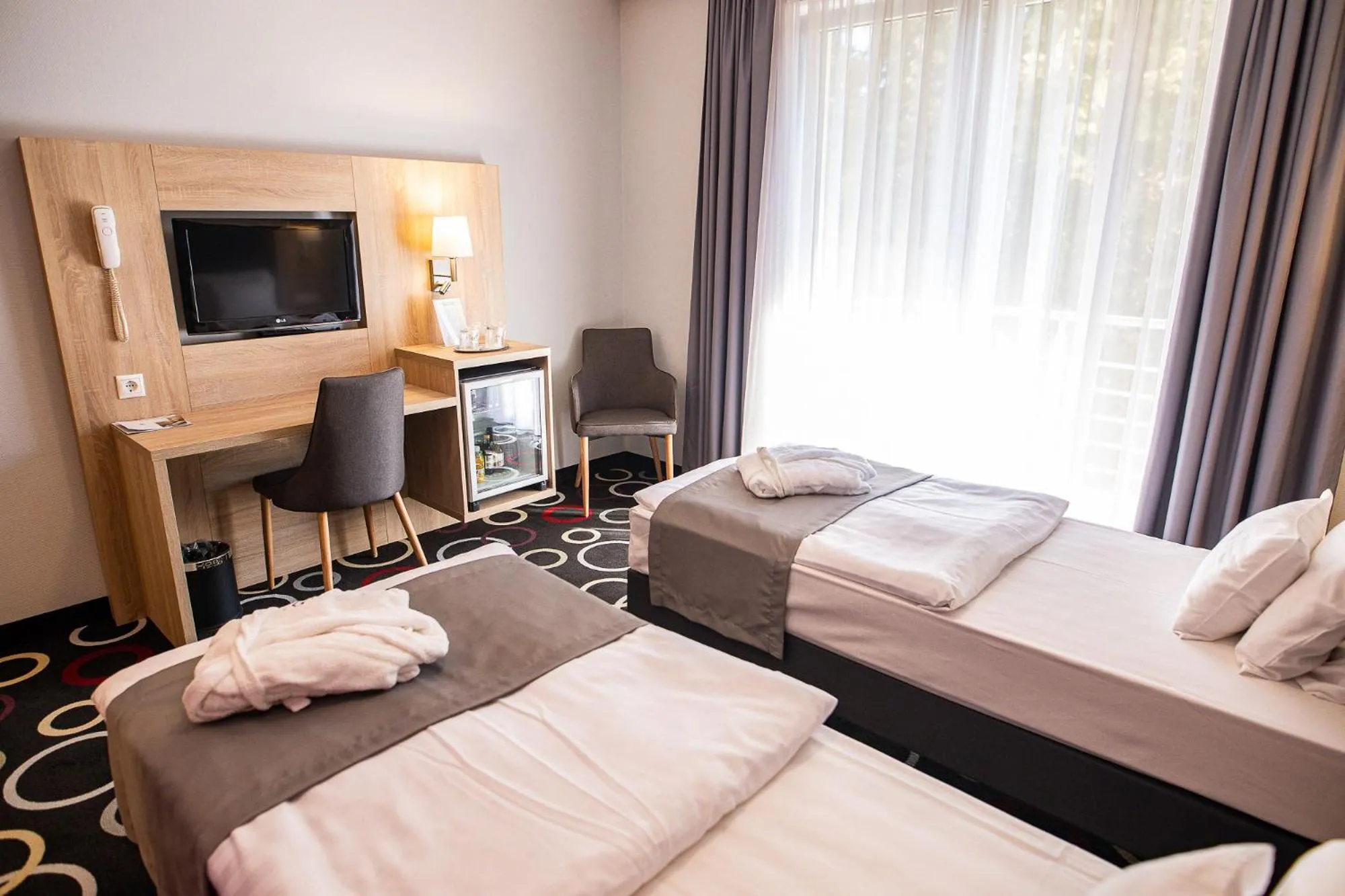 Photo of the whole room, Bed in Garden Hotel Wellness és Konferencia