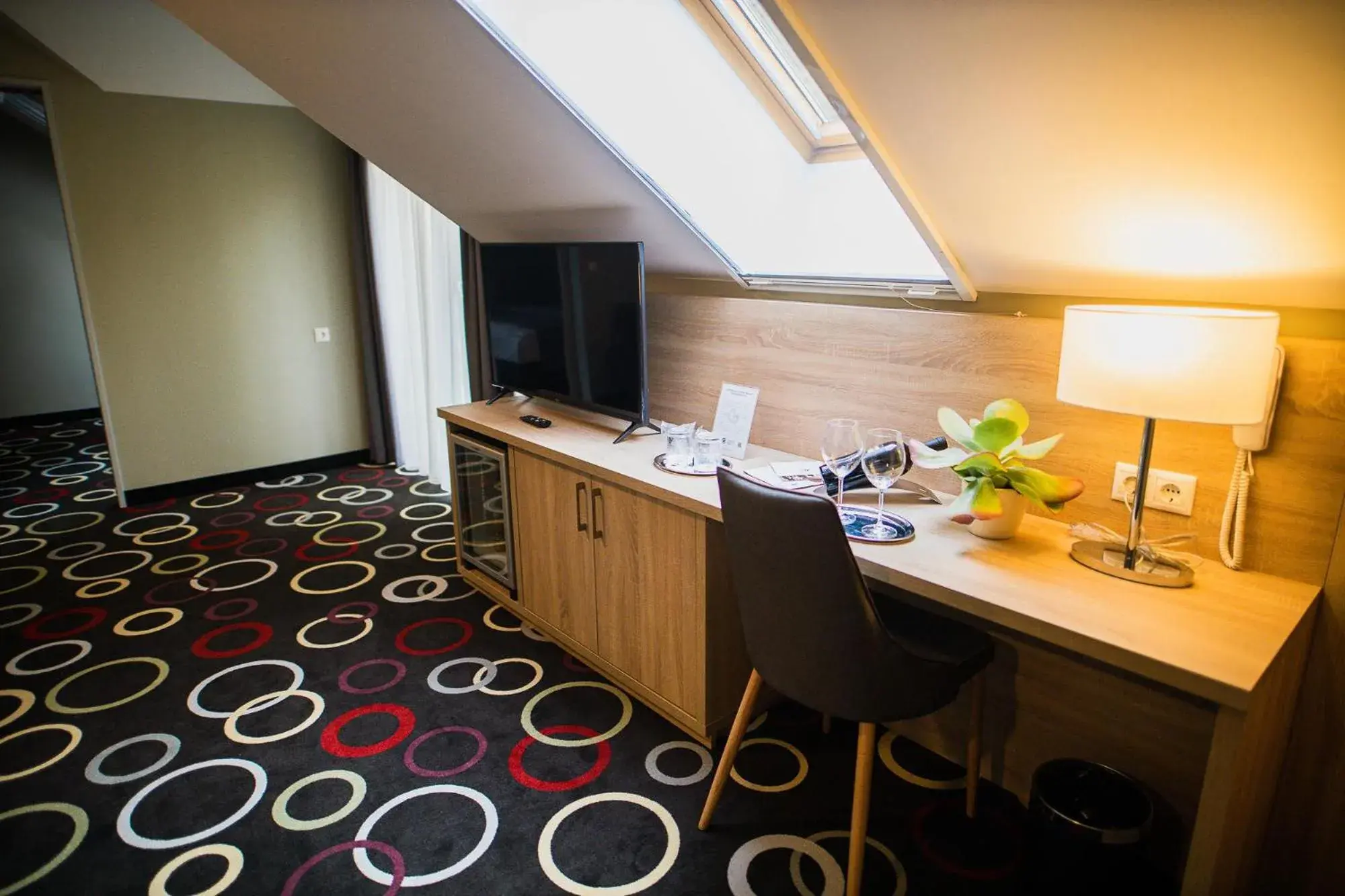 One-Bedroom Suite in Garden Hotel Wellness és Konferencia One-Bedroom Suite in Garden Hotel Wellness és Konferencia