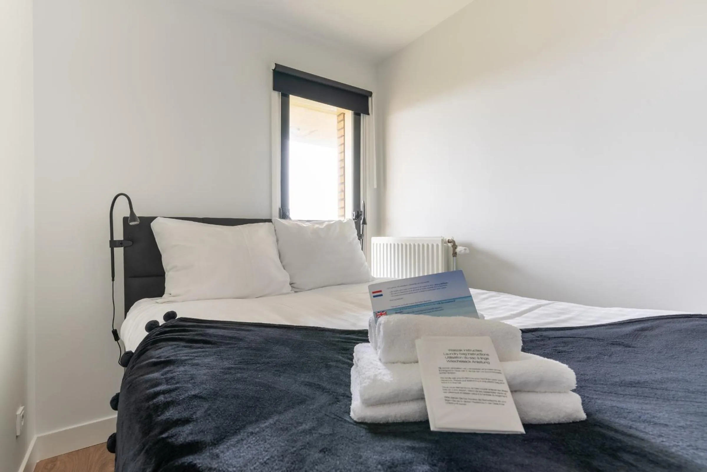 Bed in Beach Villa & Studio