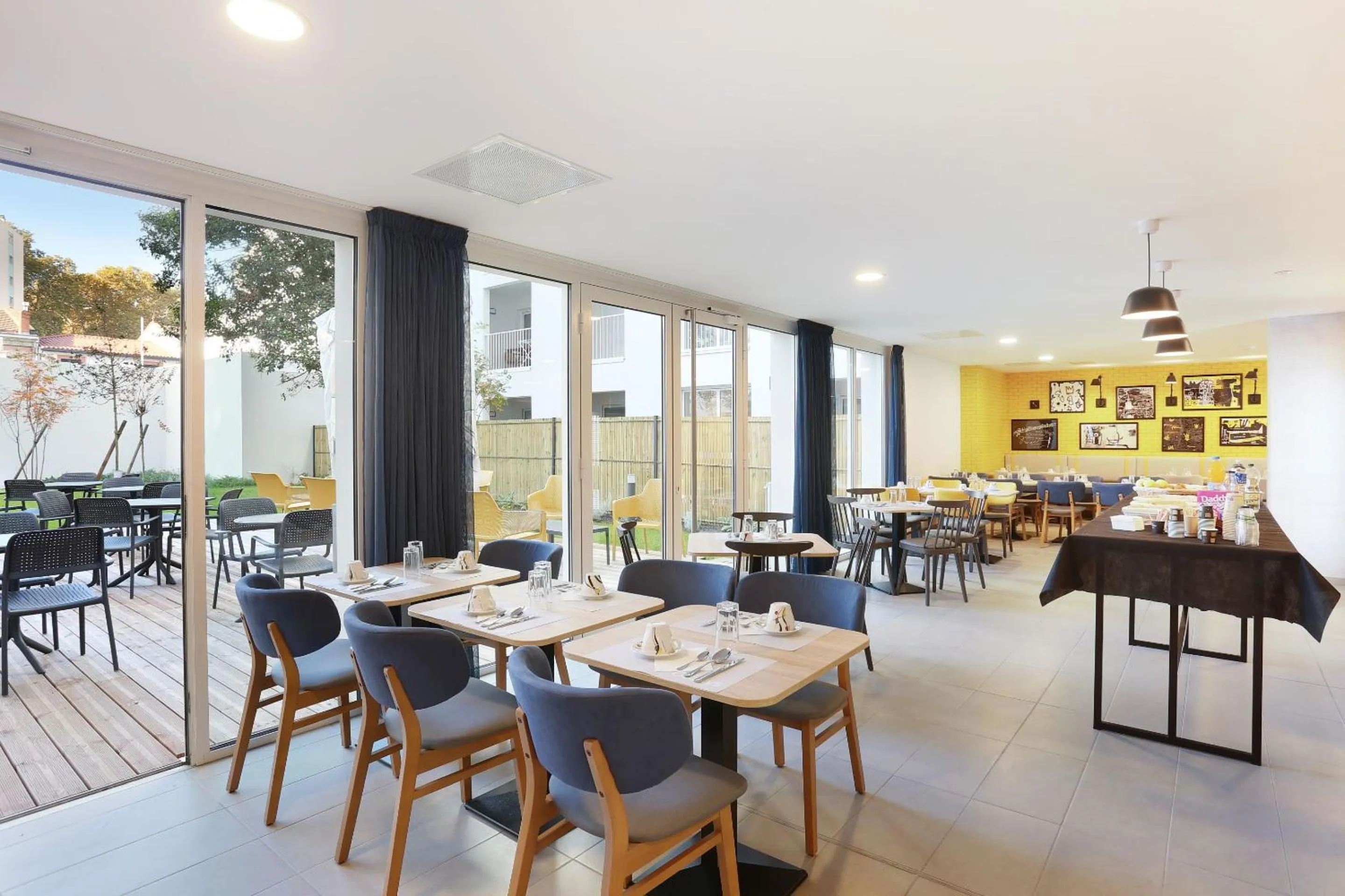 Breakfast in Appart Hotel Odalys City Toulouse Centre Compans Caffarelli