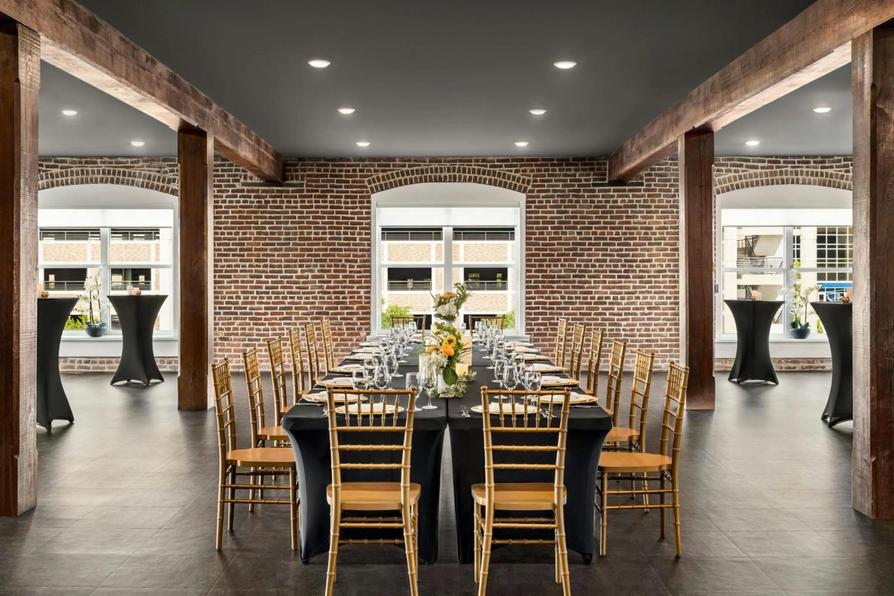 Meeting/conference room in Aloft Wilmington at Coastline Center