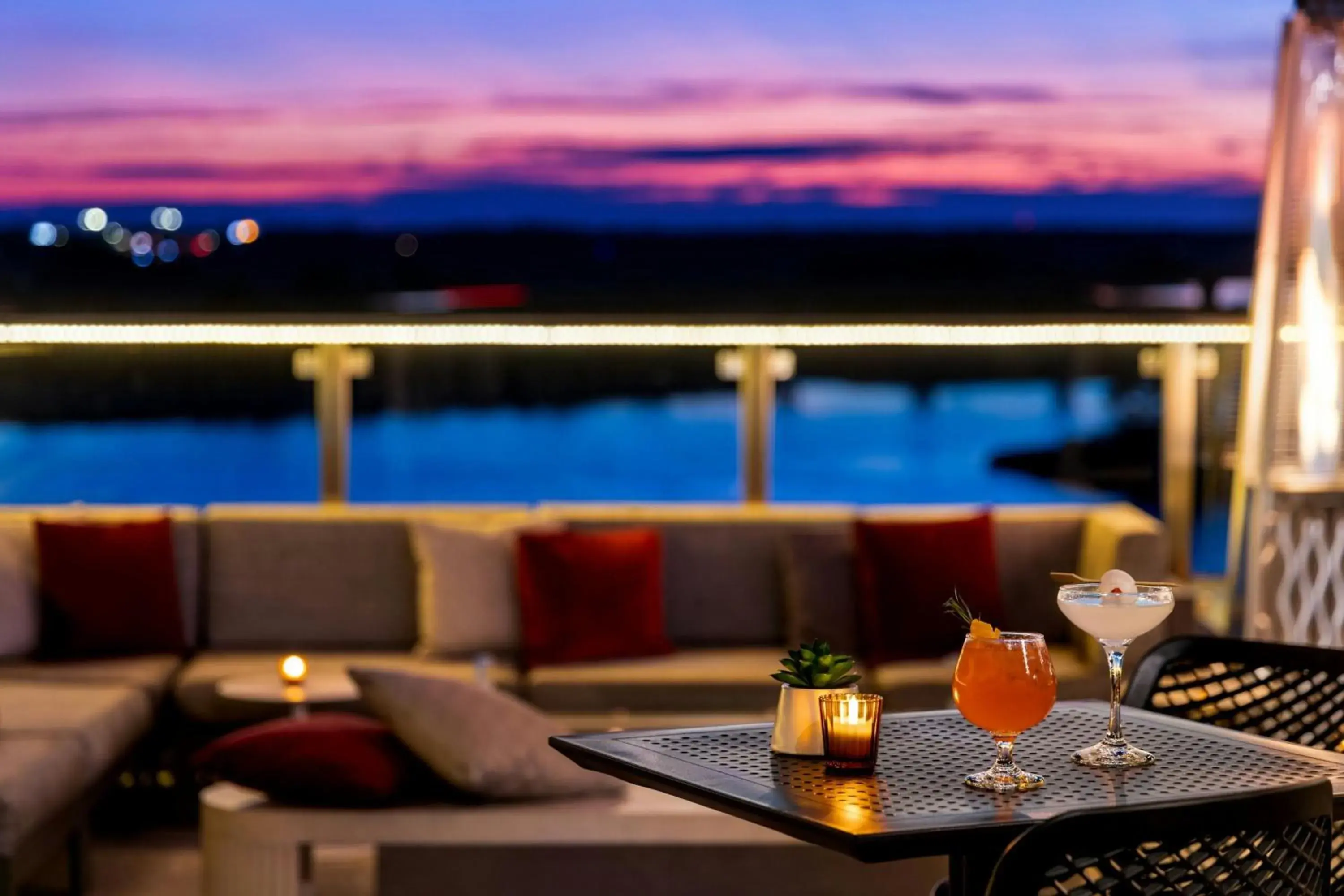 Restaurant/places to eat in Aloft Wilmington at Coastline Center Restaurant/places to eat in Aloft Wilmington at Coastline Center