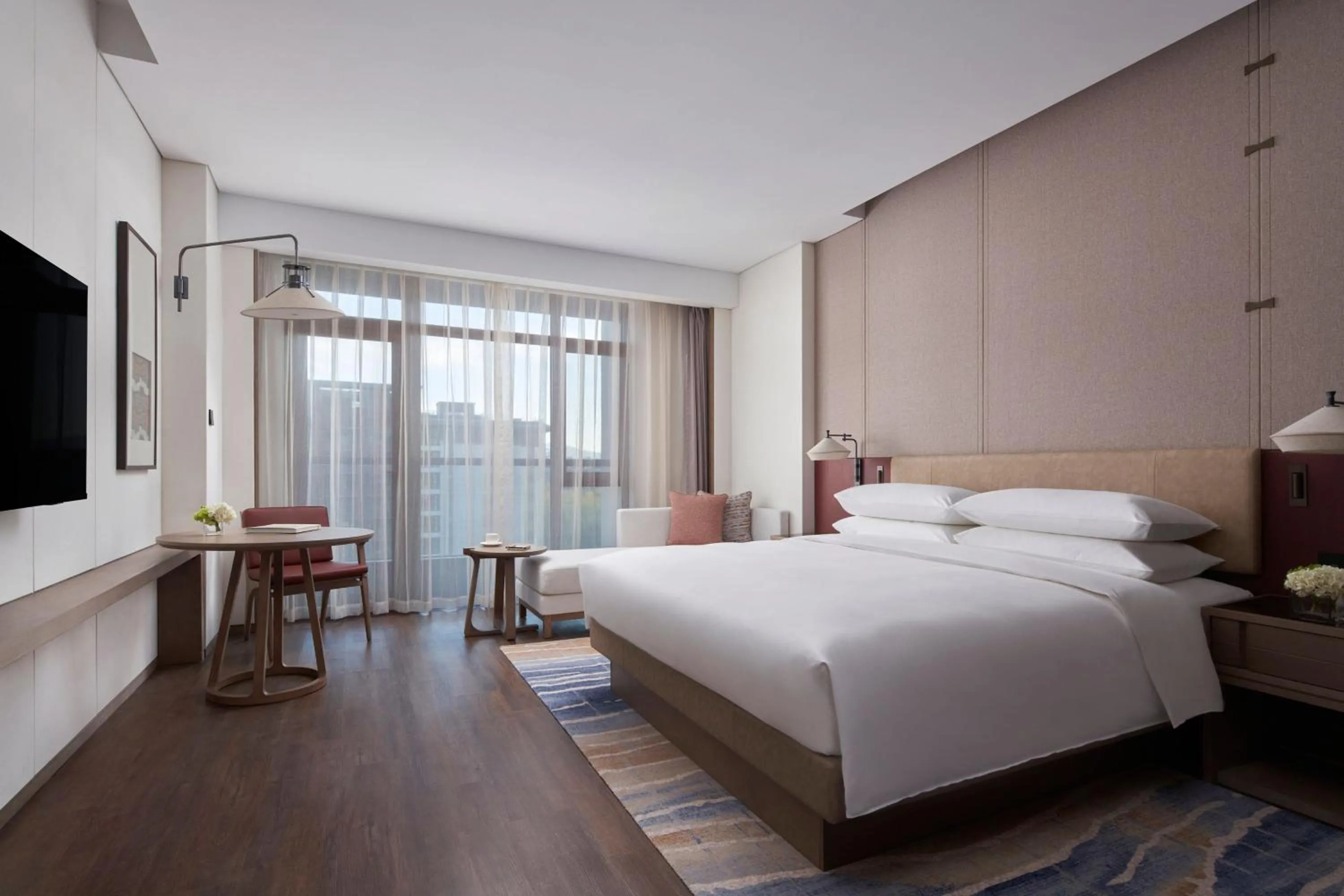 Photo of the whole room, Bed in Beijing Marriott Hotel Yanqing