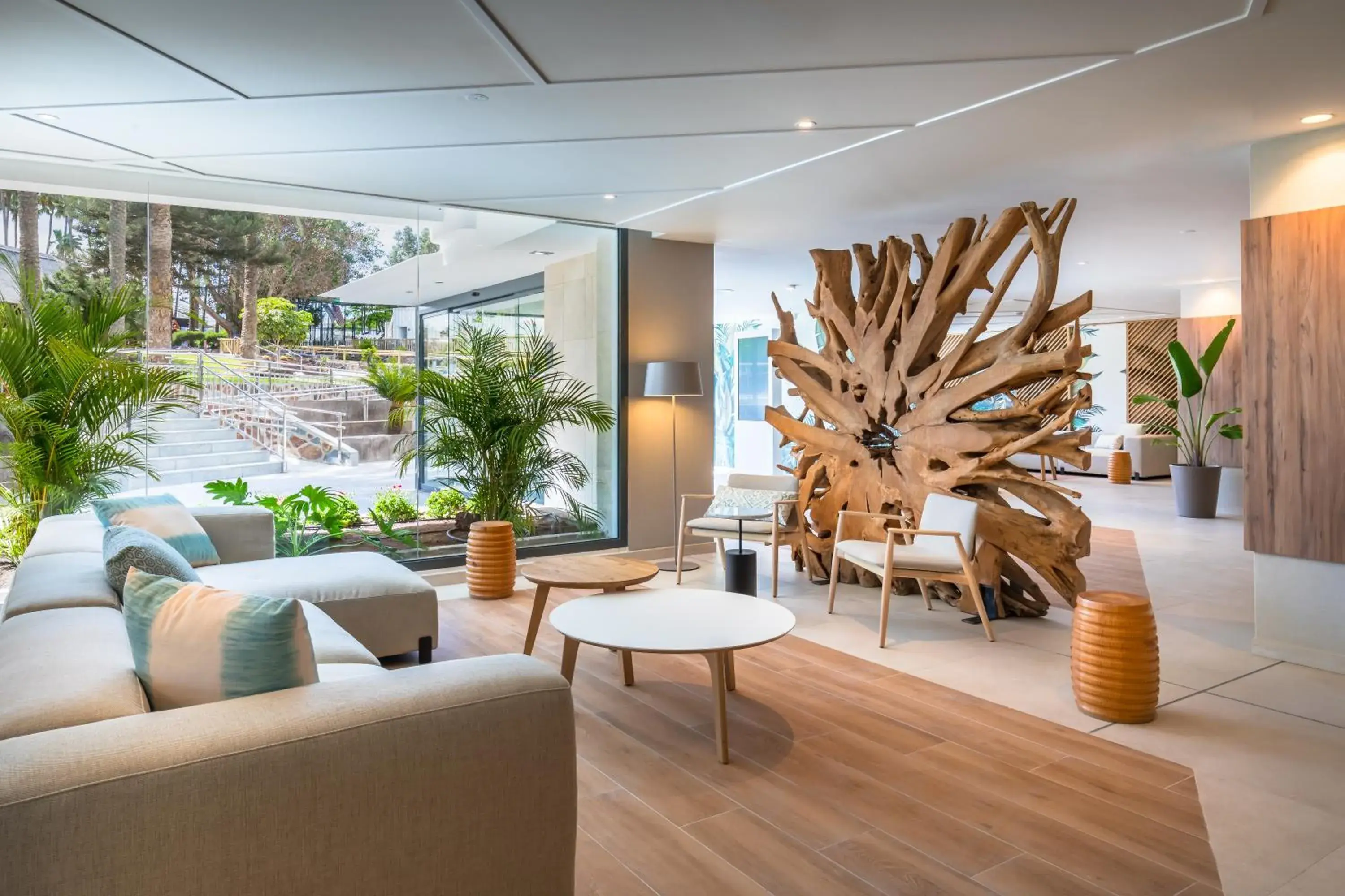 Lobby or reception in Barceló Margaritas Royal Level Adults Only Lobby or reception in Barceló Margaritas Royal Level Adults Only