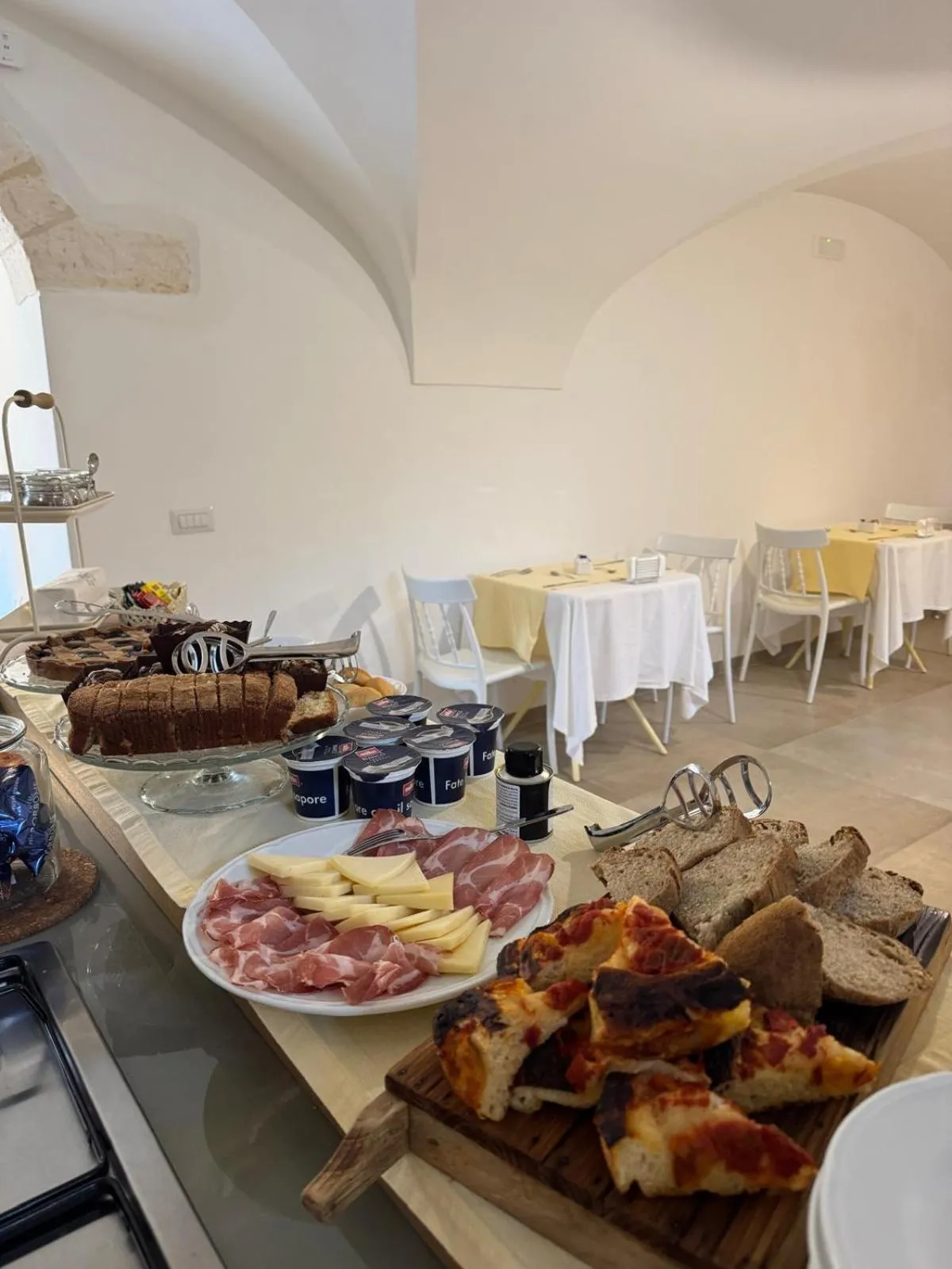 Breakfast in Villa Aurelia Suites and Apartments