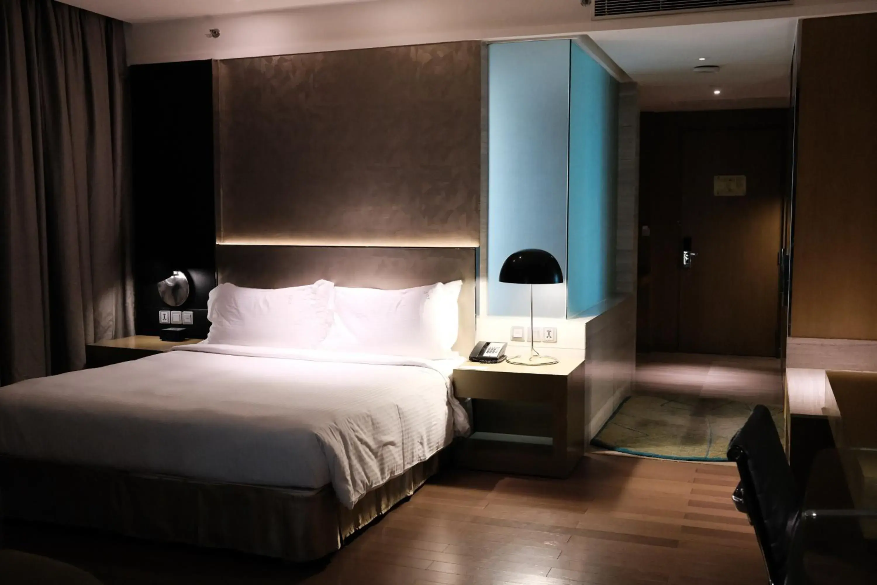 Bed in Holiday Inn New Delhi Aerocity by IHG Bed in Holiday Inn New Delhi Aerocity by IHG