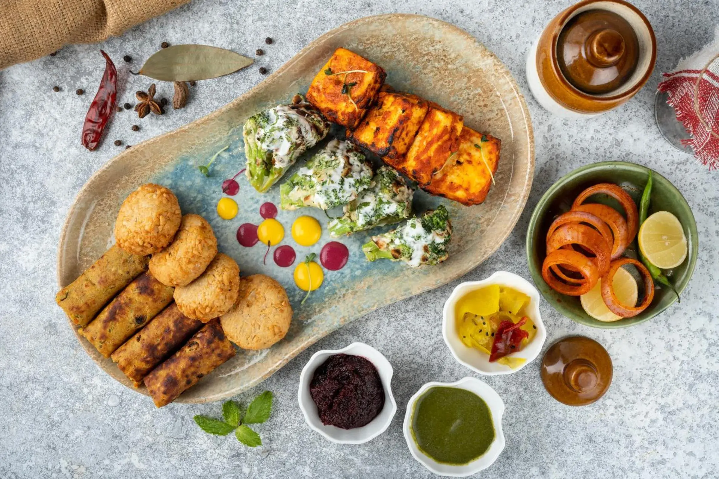 Food in Holiday Inn New Delhi Aerocity by IHG Food in Holiday Inn New Delhi Aerocity by IHG