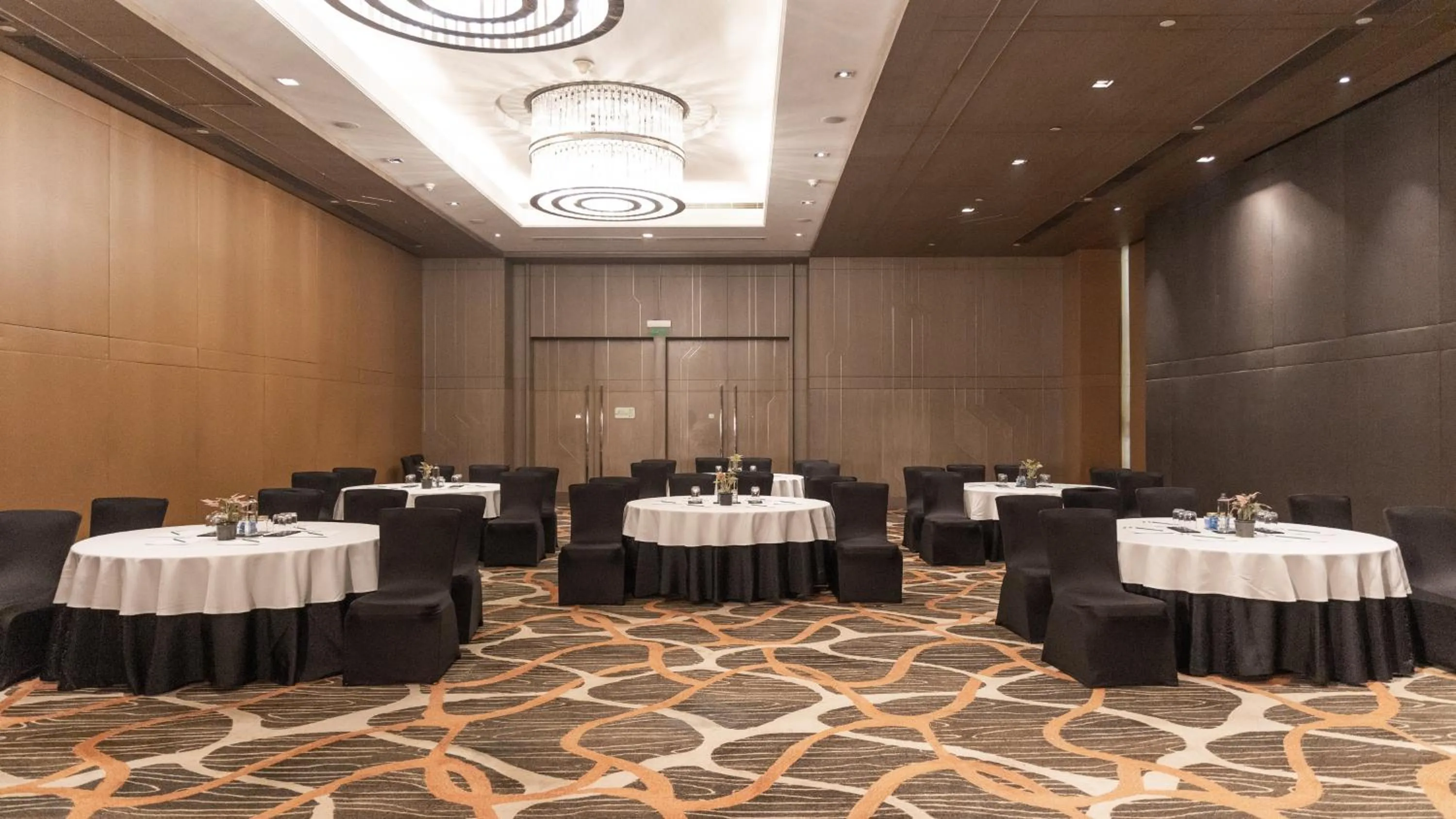 Meeting/conference room in Holiday Inn New Delhi Aerocity by IHG