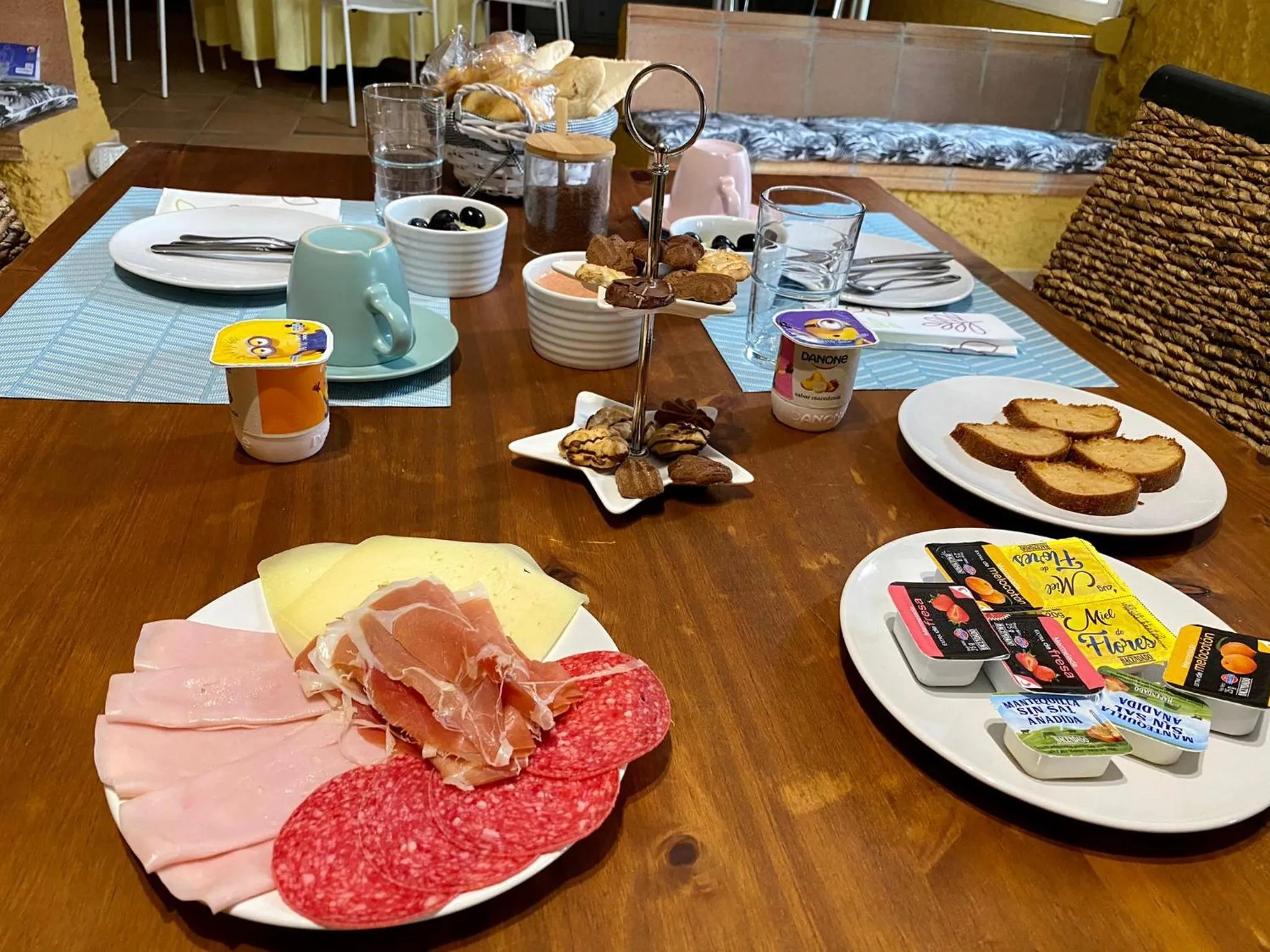 Breakfast in Devmani Hotel Rural