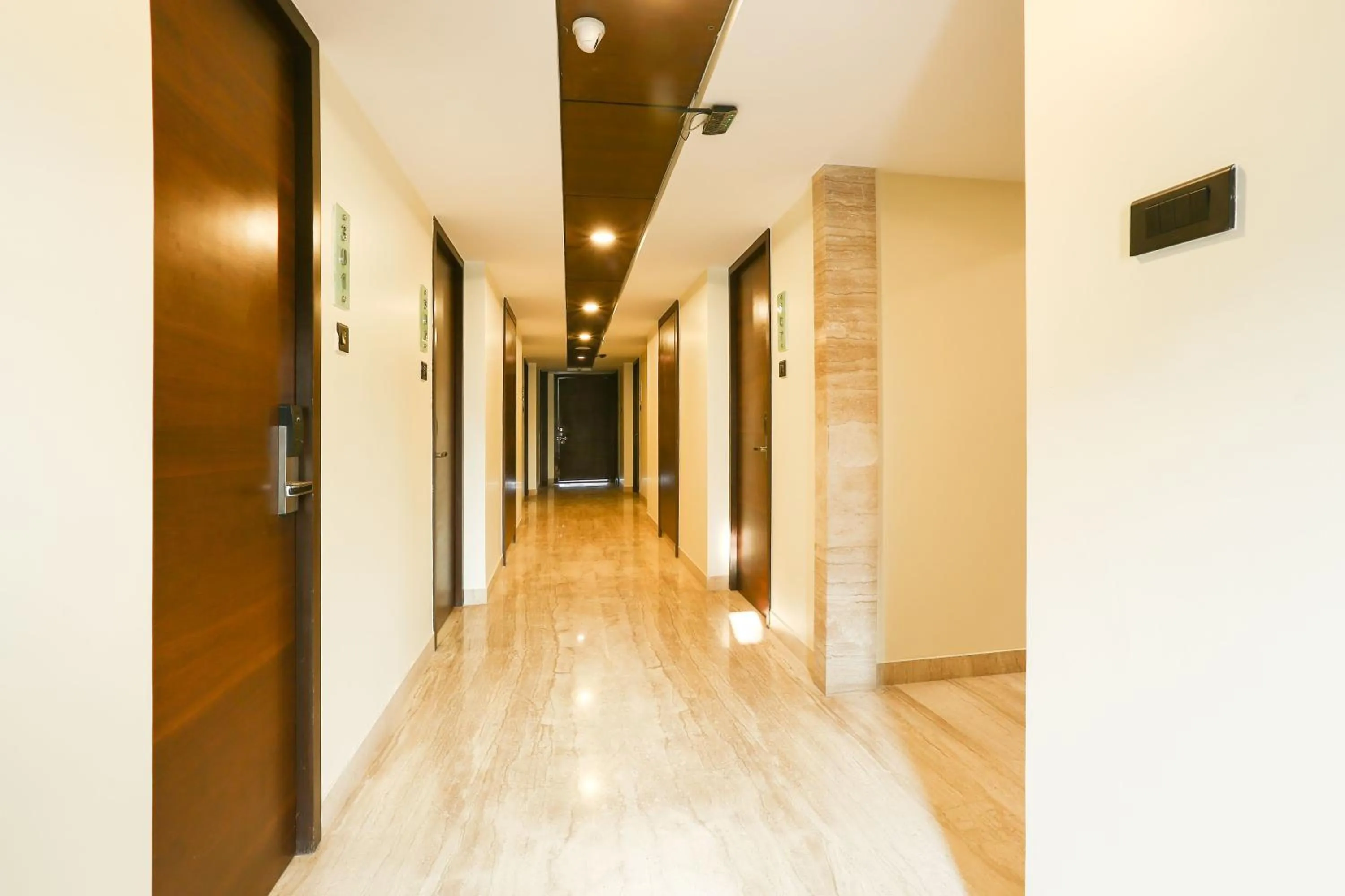 Lobby or reception in Treebo Premium Eden Residency Near Sec 29