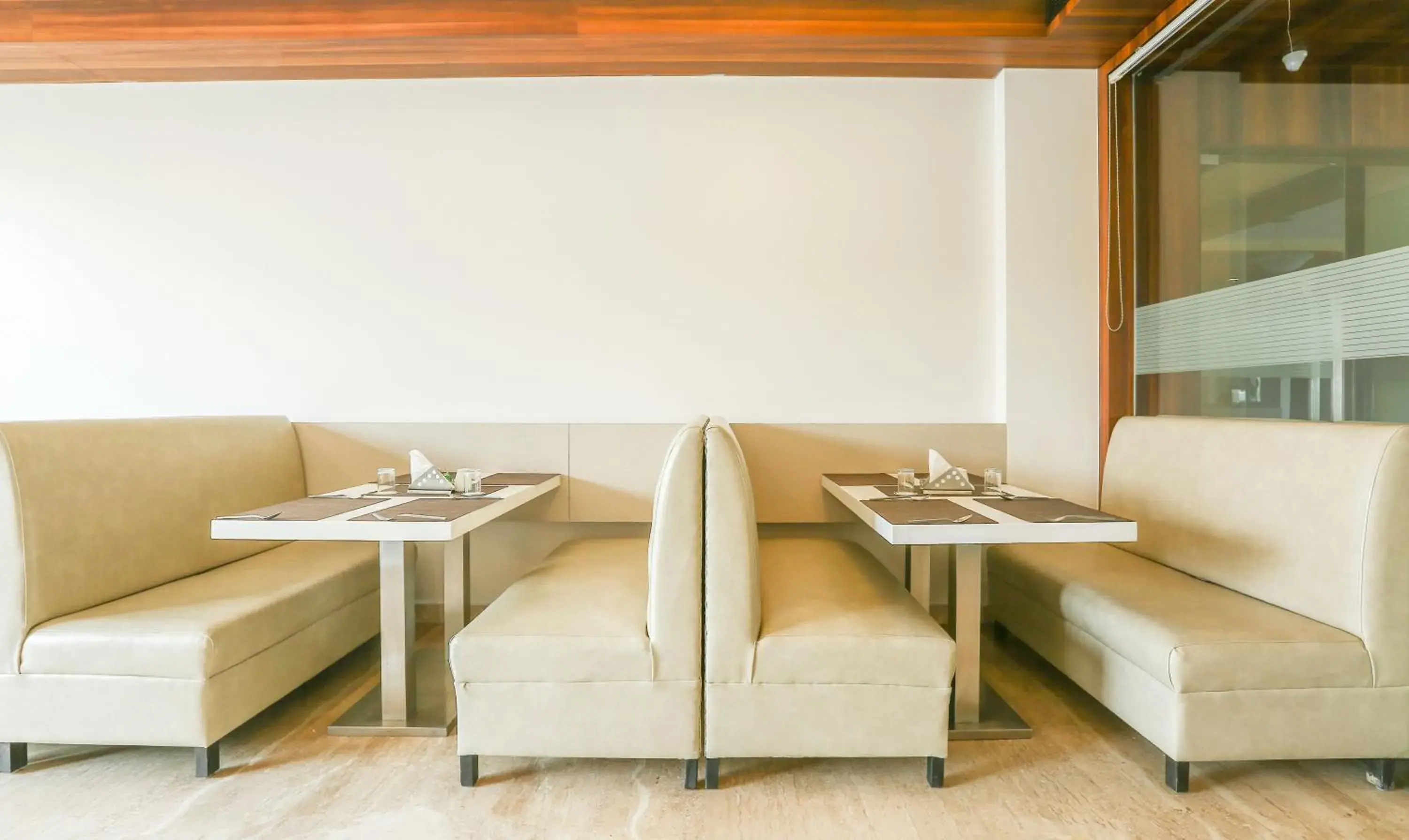 Restaurant/places to eat in Treebo Premium Eden Residency Near Sec 29 Restaurant/places to eat in Treebo Premium Eden Residency Near Sec 29
