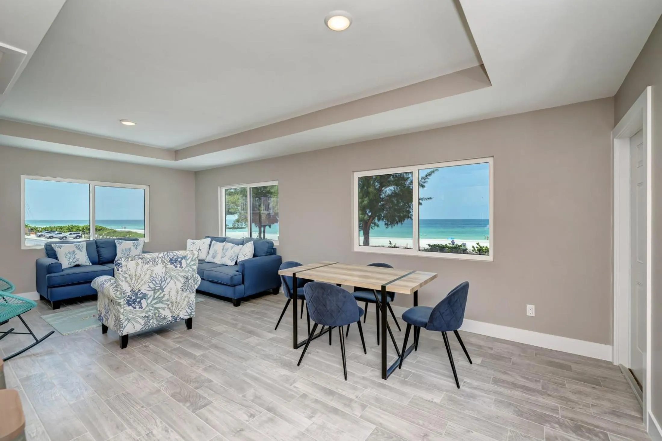 Property building in Ami Gulf Lookout-Views Of The Gulf From Every Room-Rooftop Terrace