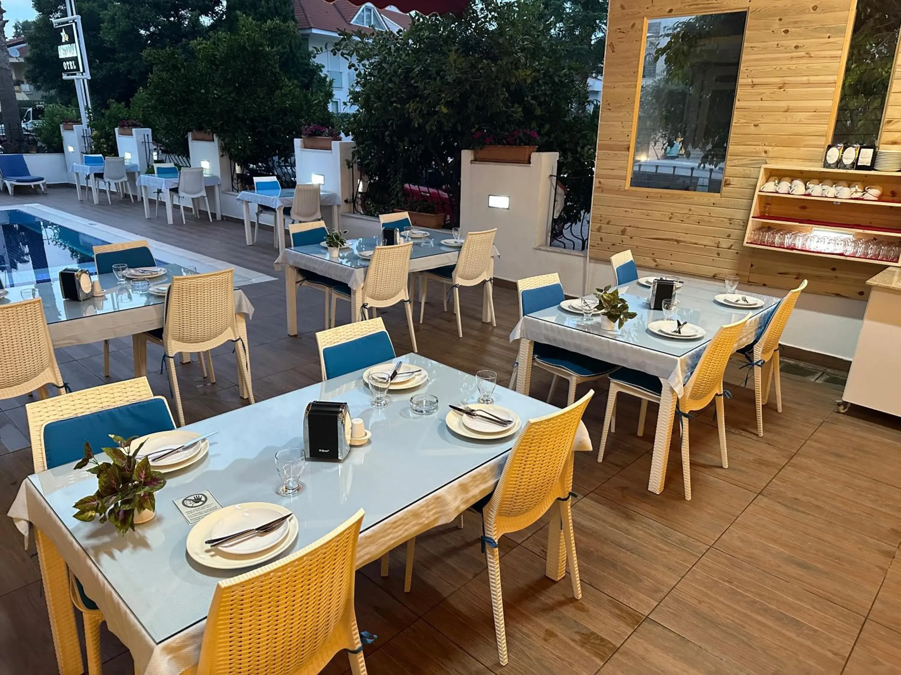 Restaurant/places to eat in Amsterdam Boutique Hotel Restaurant/places to eat in Amsterdam Boutique Hotel