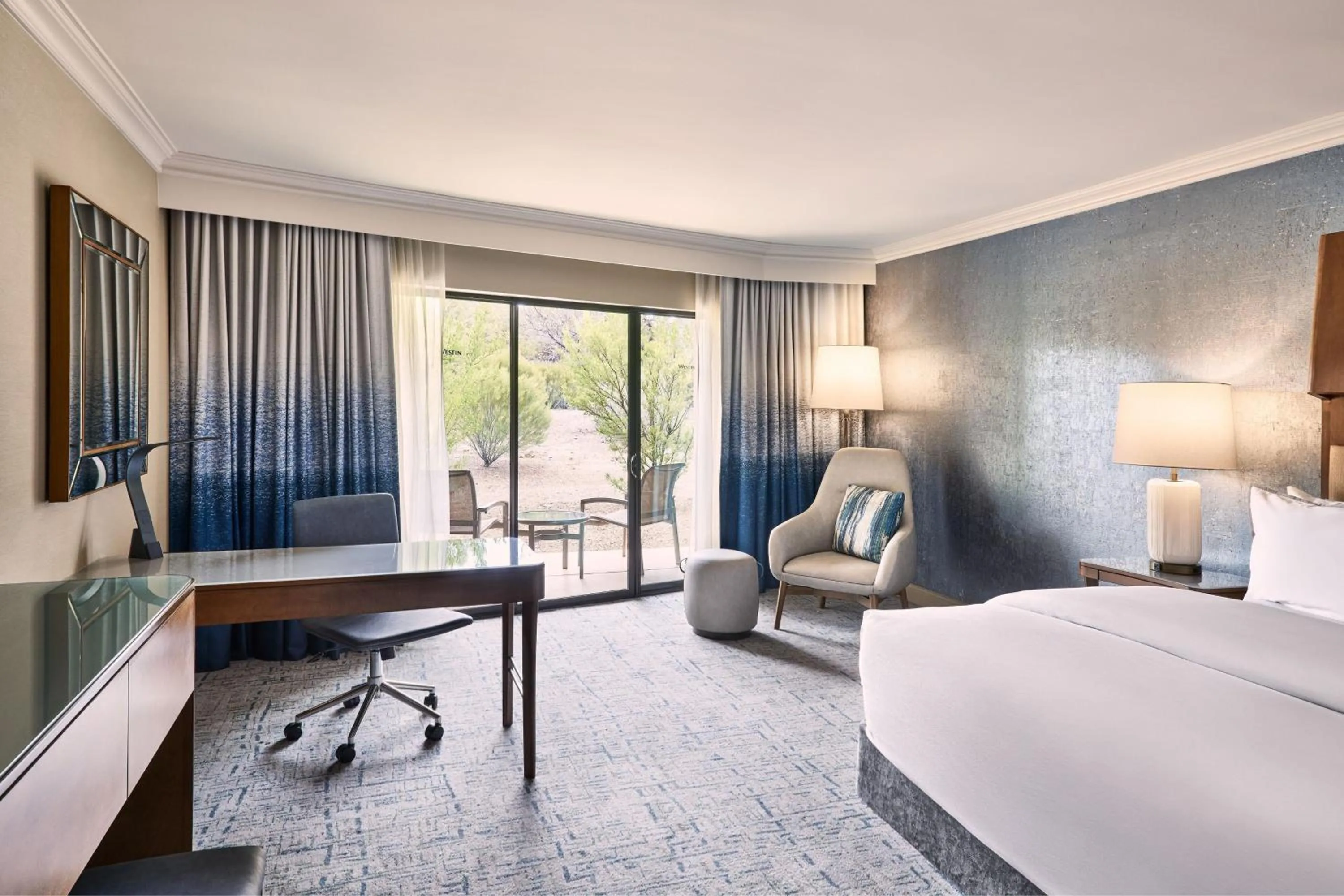 Photo of the whole room, Bed in The Westin La Paloma Resort & Spa