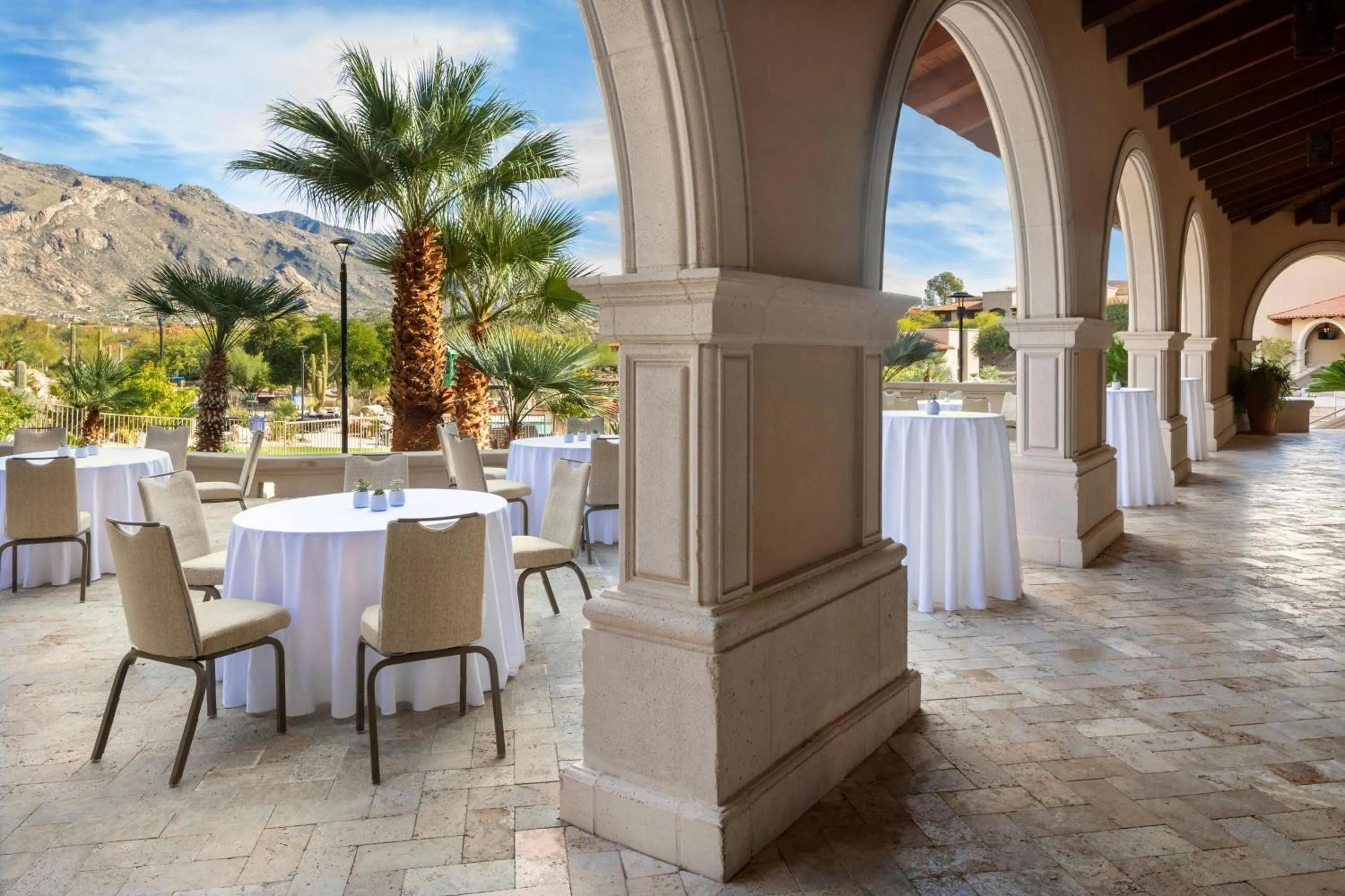 Lobby or reception in The Westin La Paloma Resort & Spa