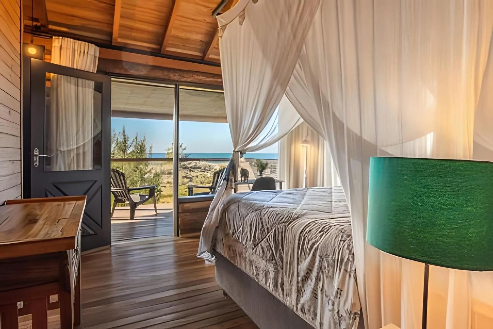 Bedroom, Bed in Villa Sayuri
