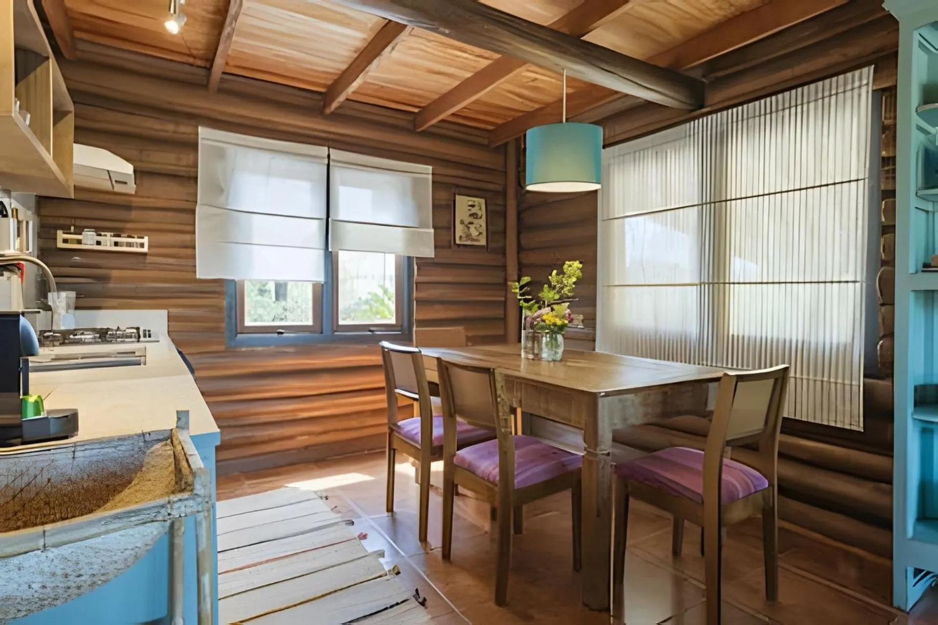 Dining area in Villa Sayuri