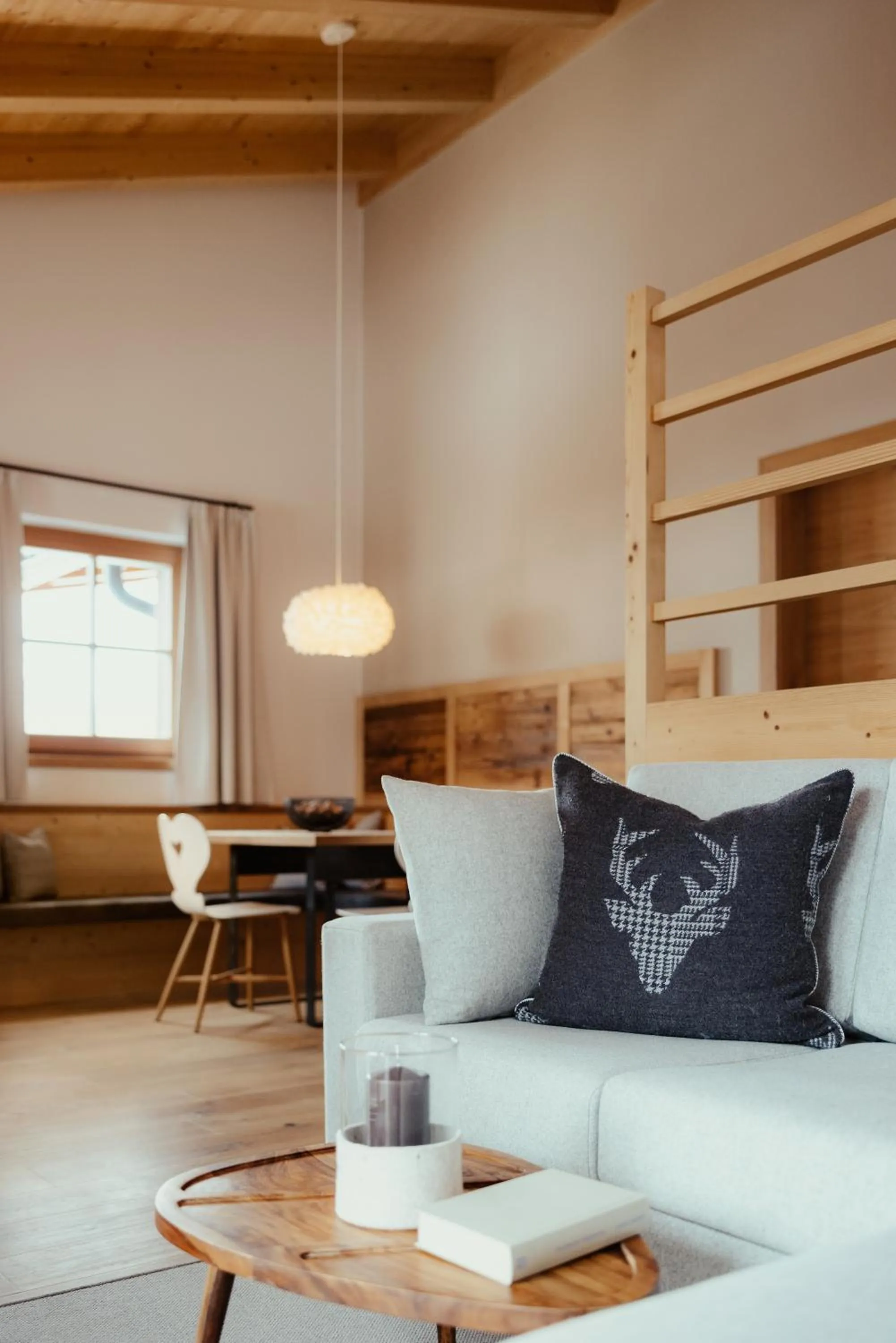 Time of day in Villa Flora Mountain Lodges