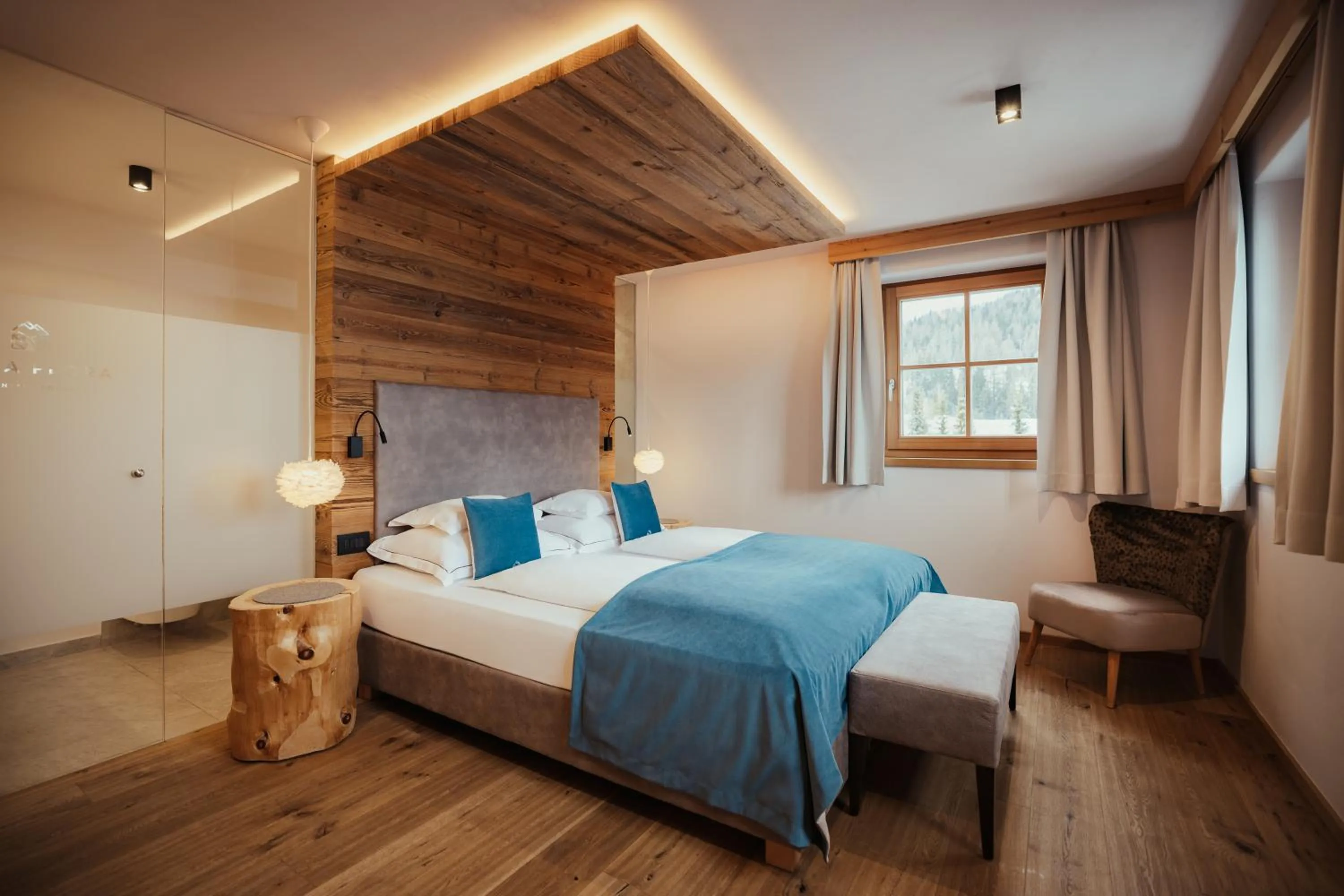 Bed in Villa Flora Mountain Lodges