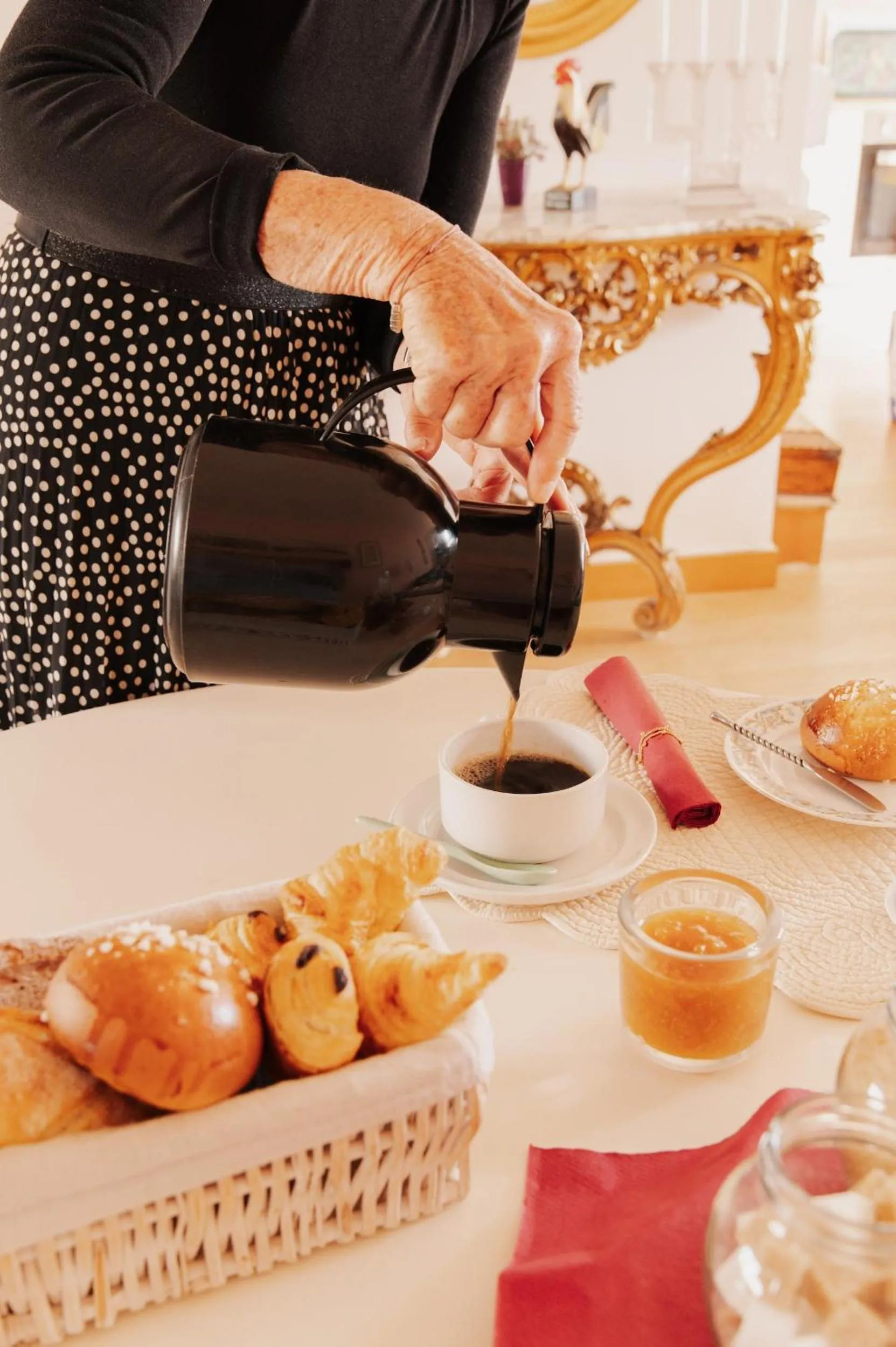 Continental breakfast in La Petite Maison