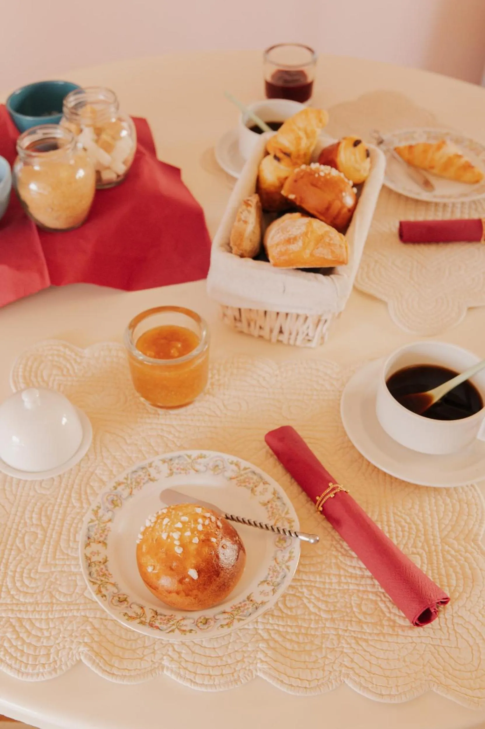 Continental breakfast in La Petite Maison