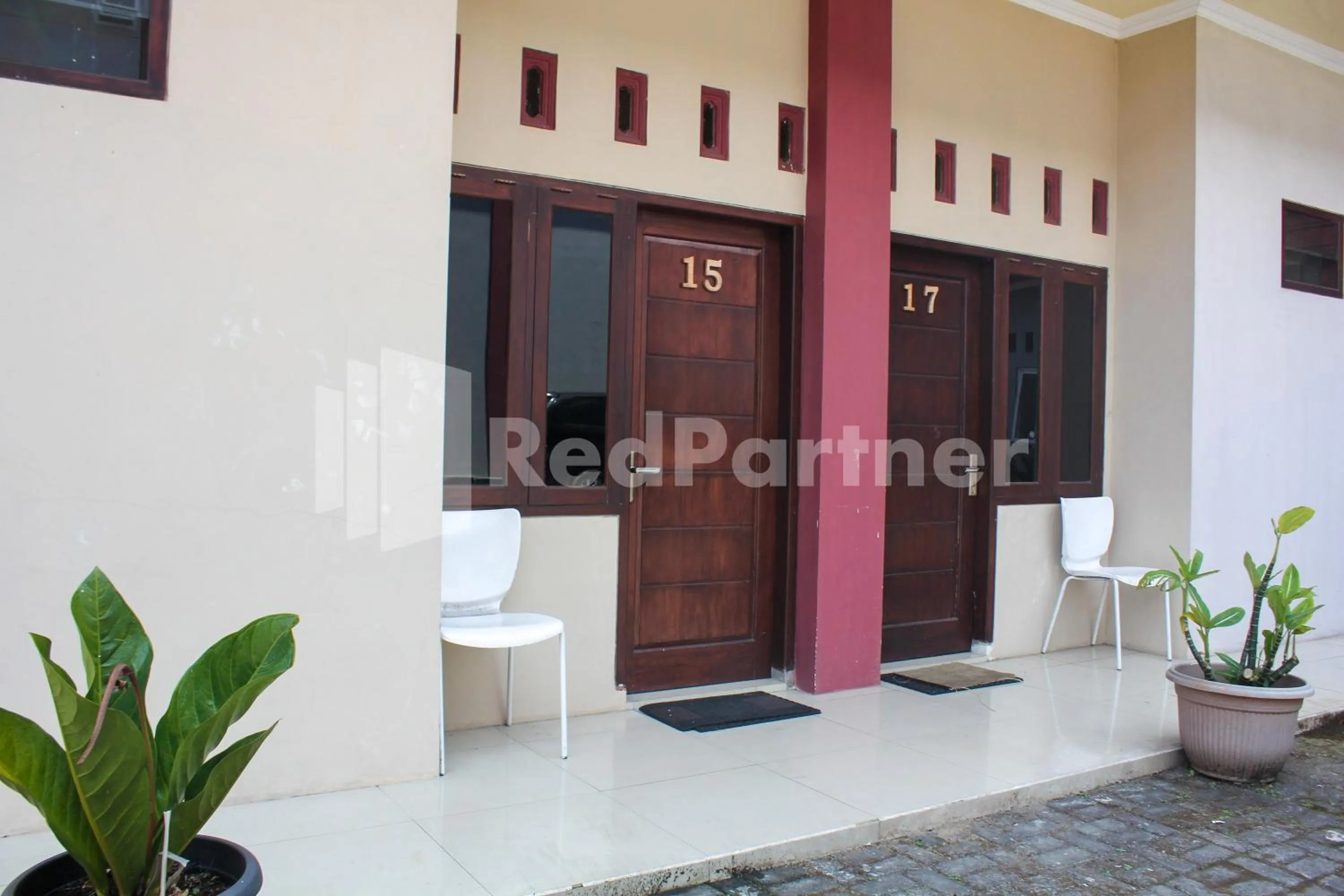 Property building in Hotel Baby Angel Dieng Mitra RedDoorz