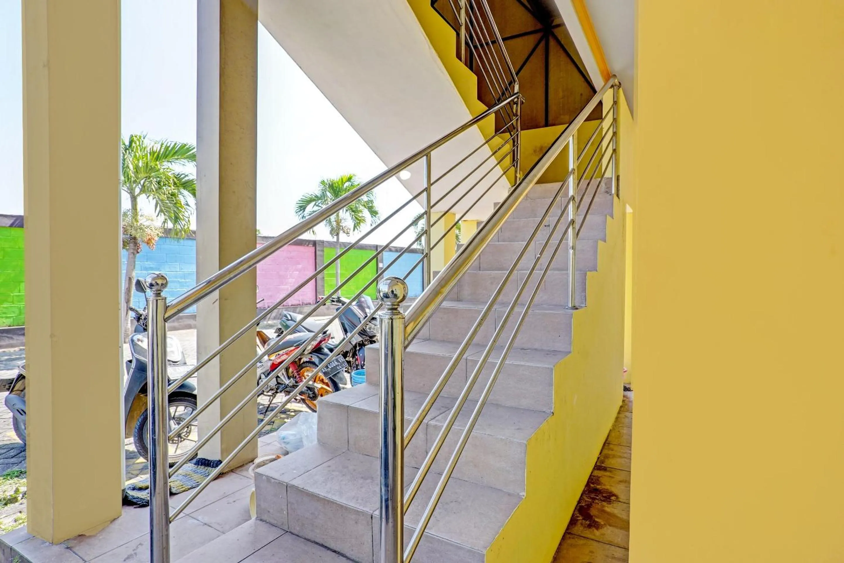 Lobby or reception in OYO 90622 Hotel Galaksi