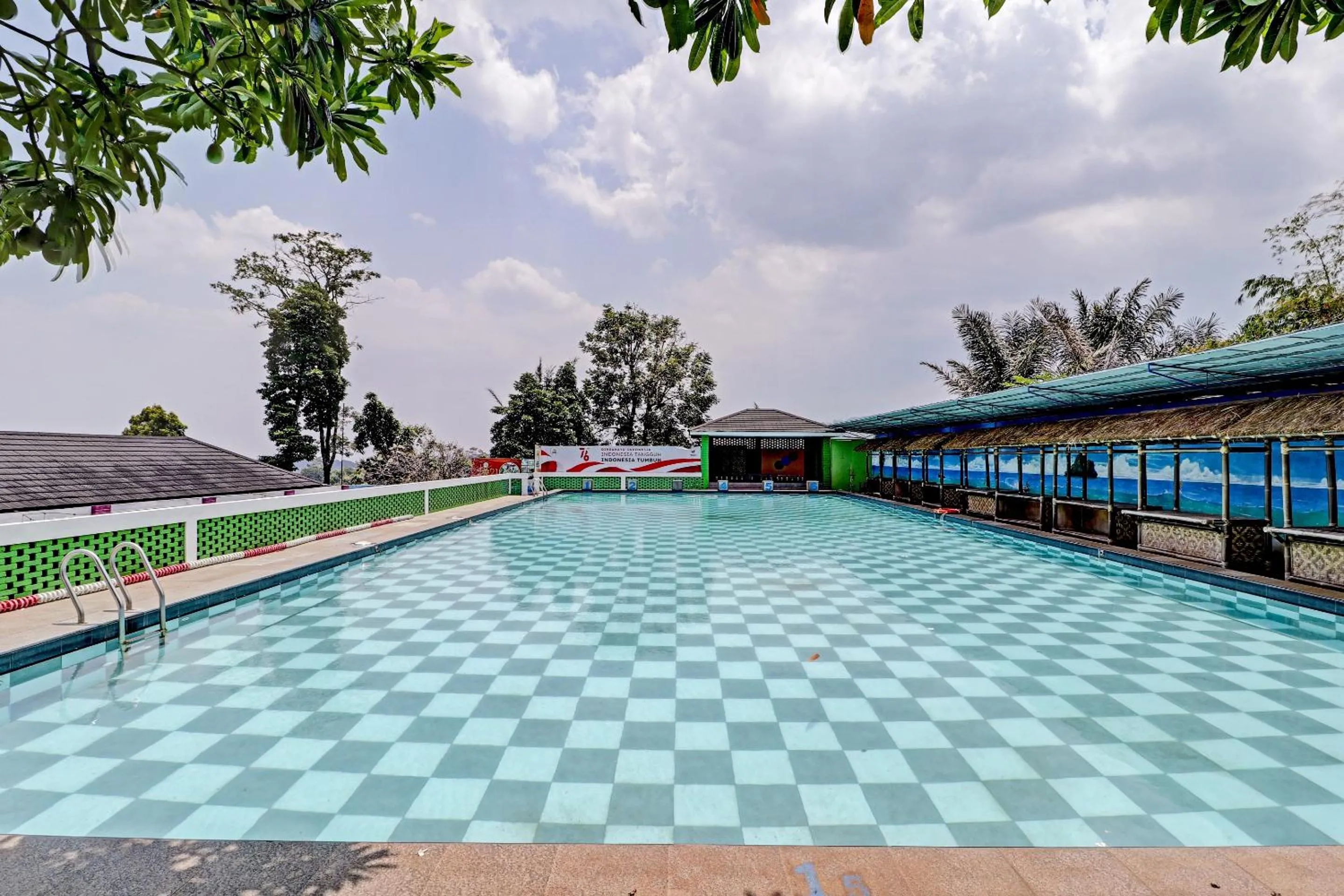 Swimming pool in Collection O 90617 Rumah Oma Opa Syariah