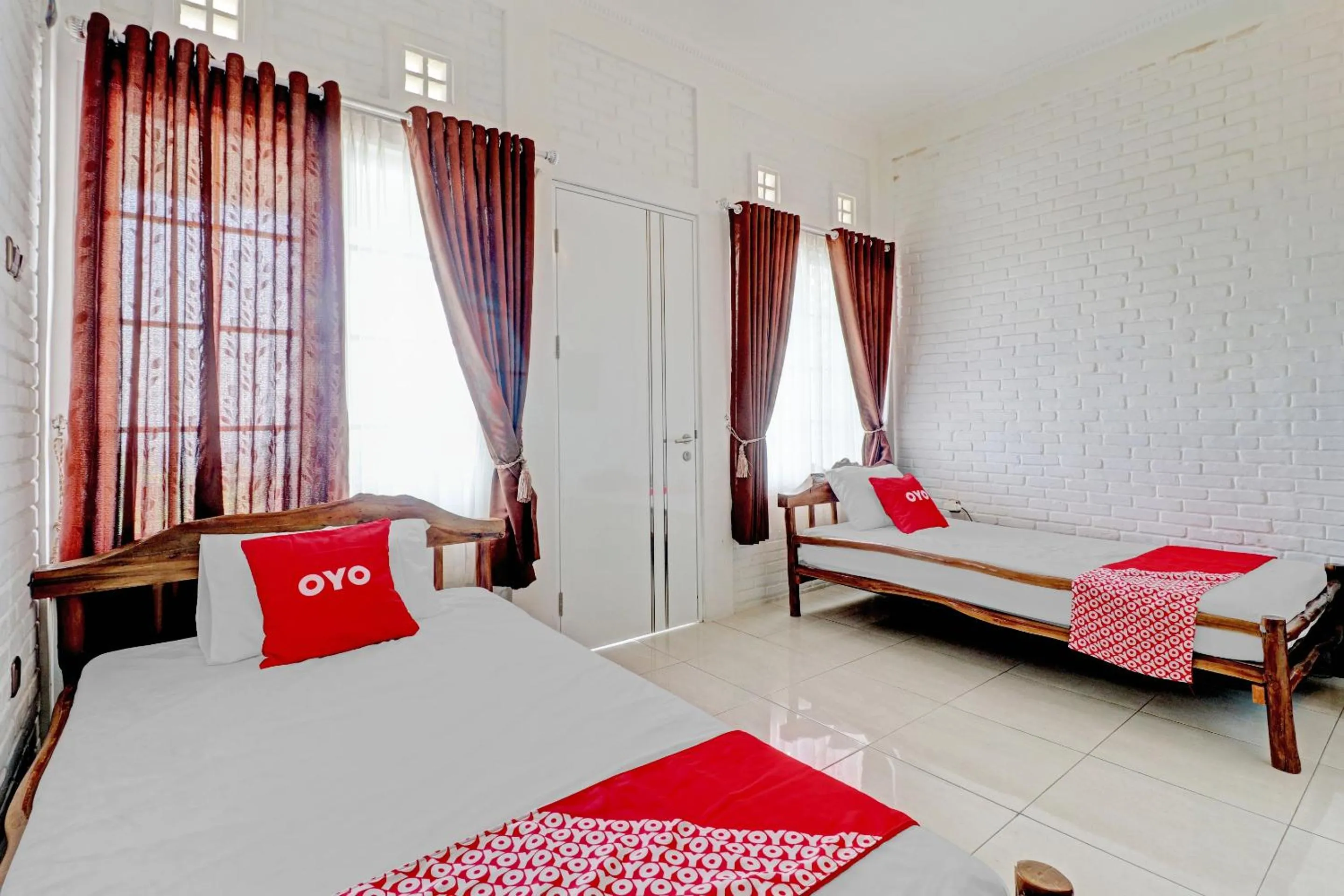 Bedroom, Bed in Collection O 90617 Rumah Oma Opa Syariah