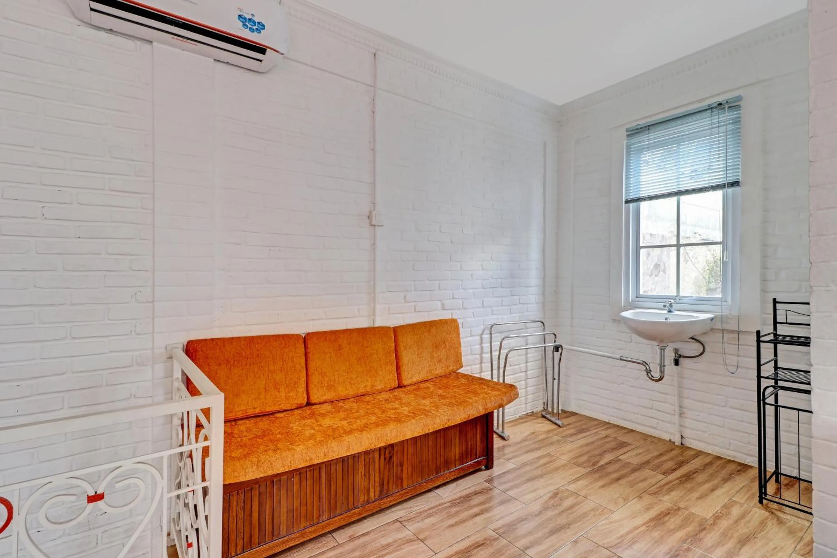 Living room in Collection O 90617 Rumah Oma Opa Syariah