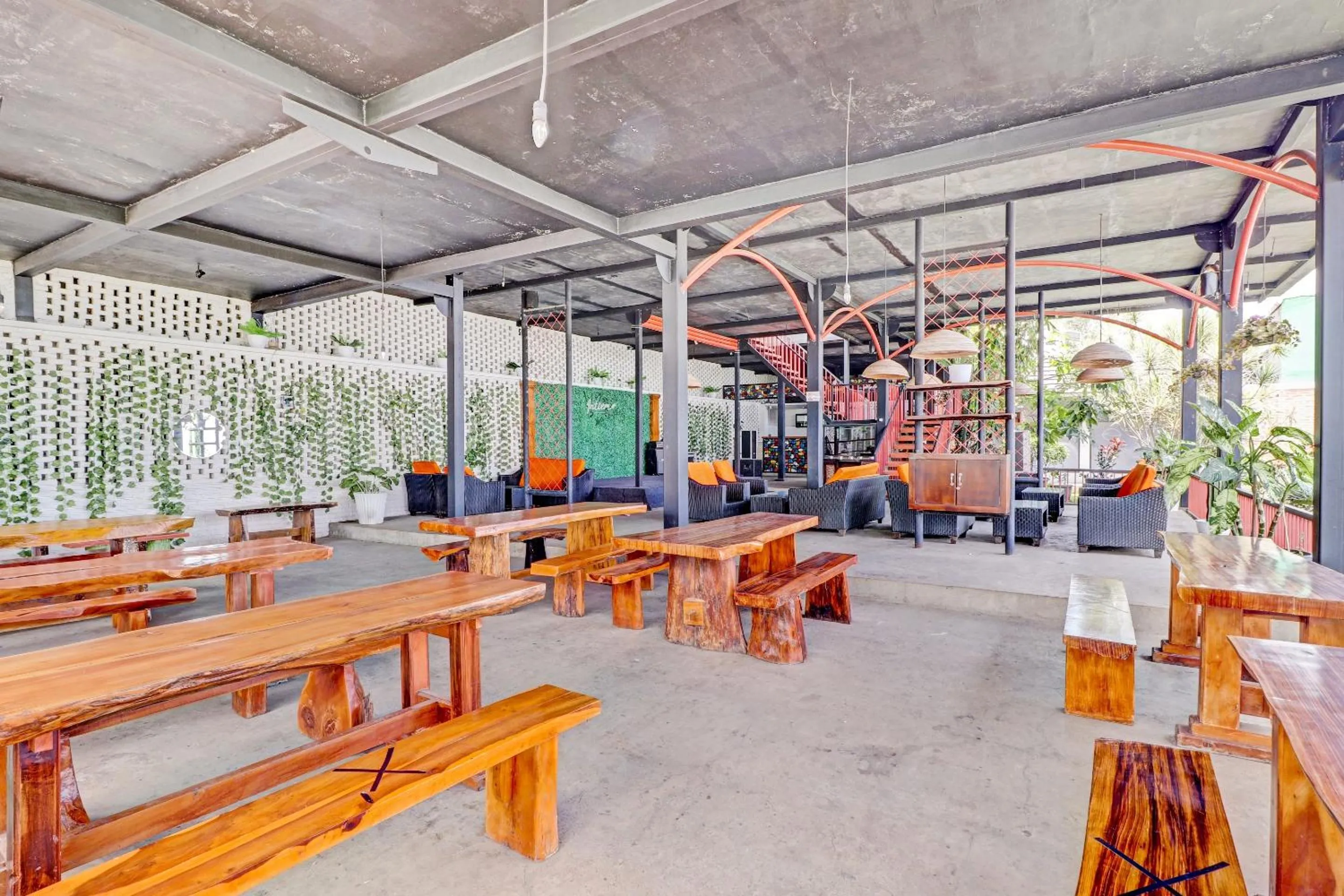 Restaurant/places to eat in Collection O 90617 Rumah Oma Opa Syariah